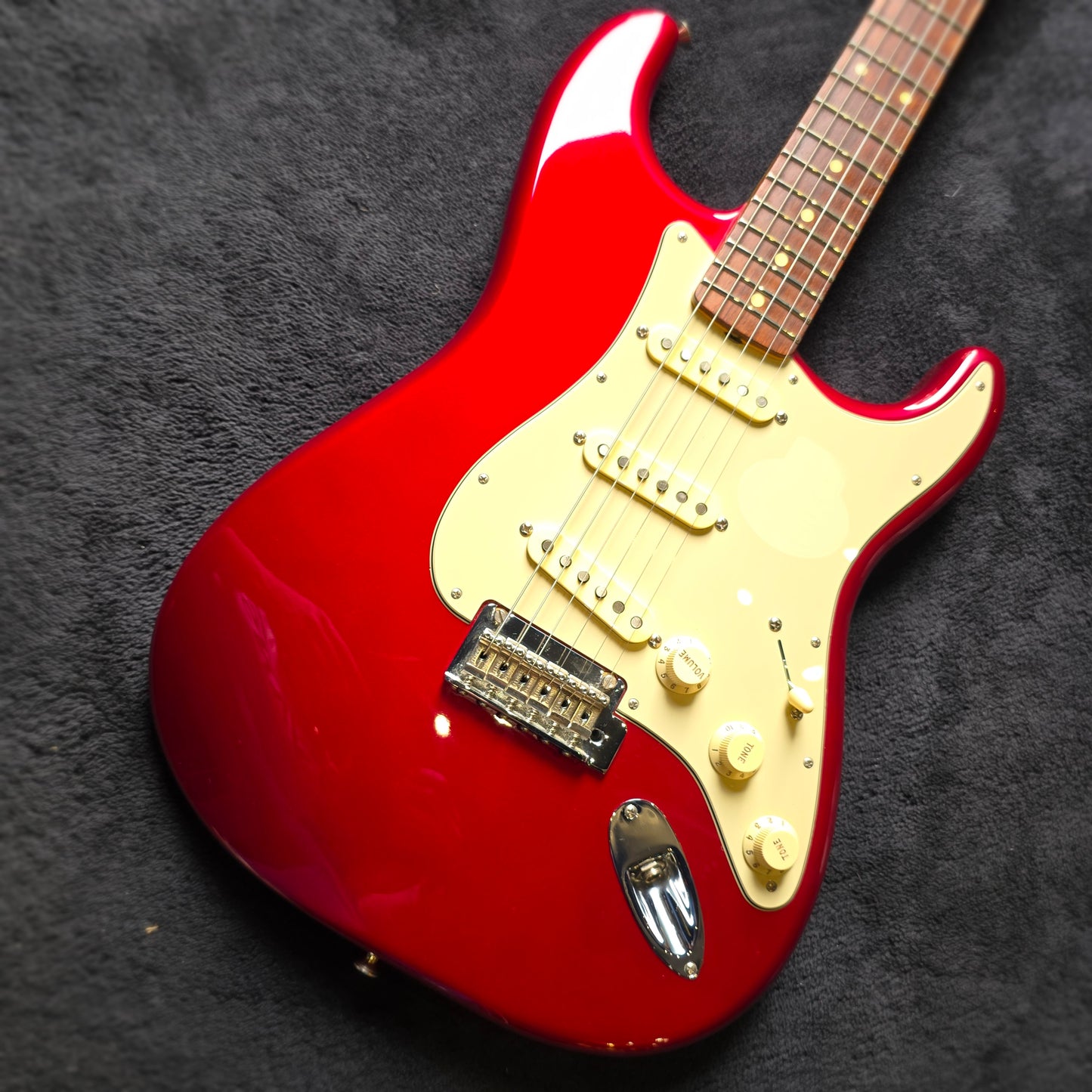 Fender Classic Player '60s Stratocaster 2014- Candy Apple Red