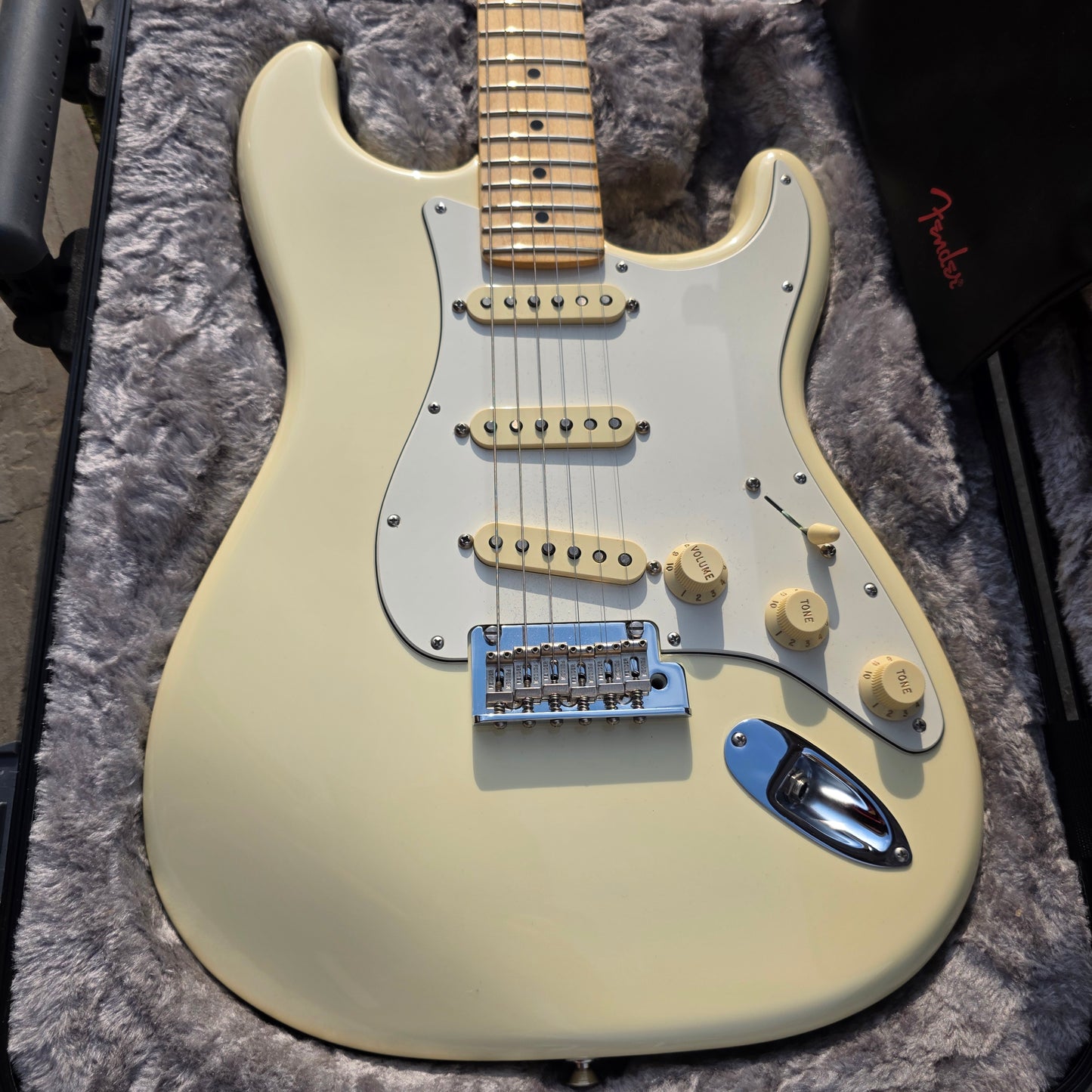American Professional Stratocaster - Olympic White