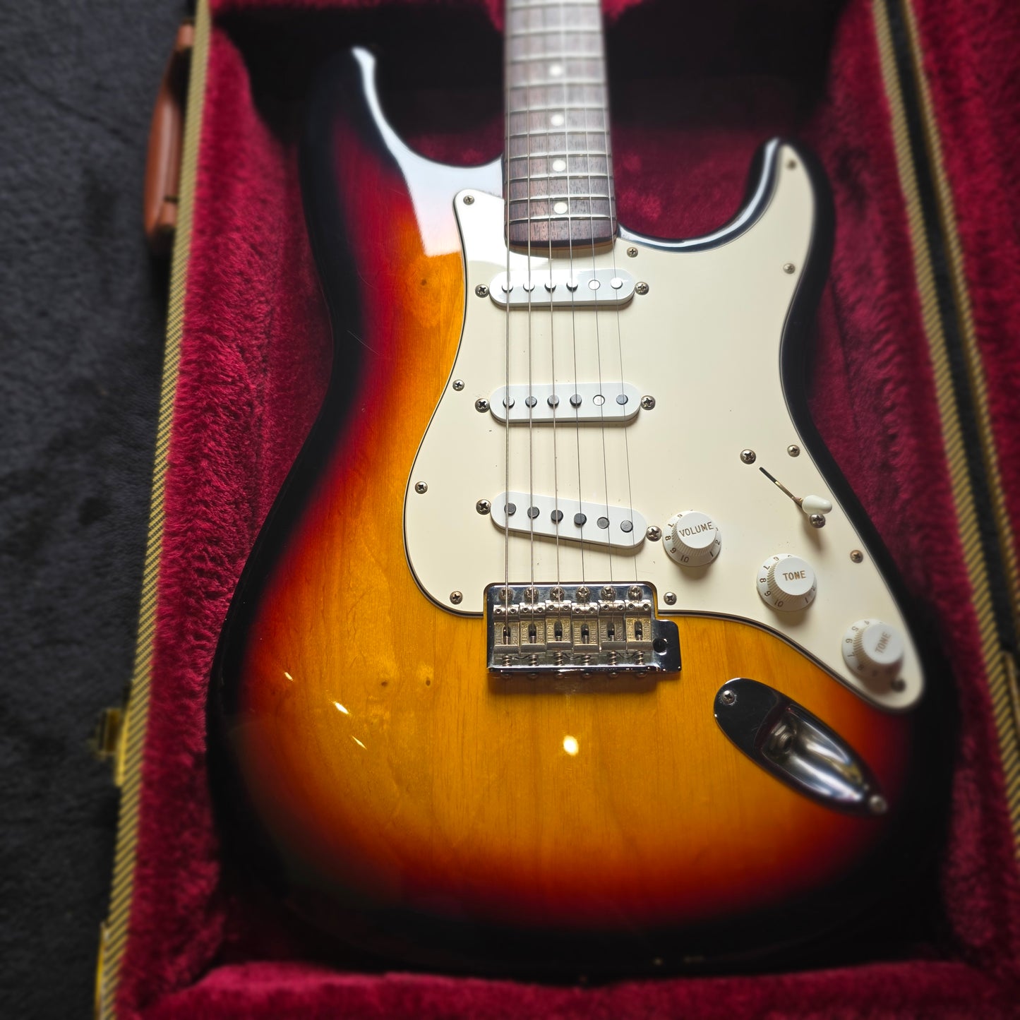 Fender Classic Series '70s Stratocaster 3-Color Sunburst