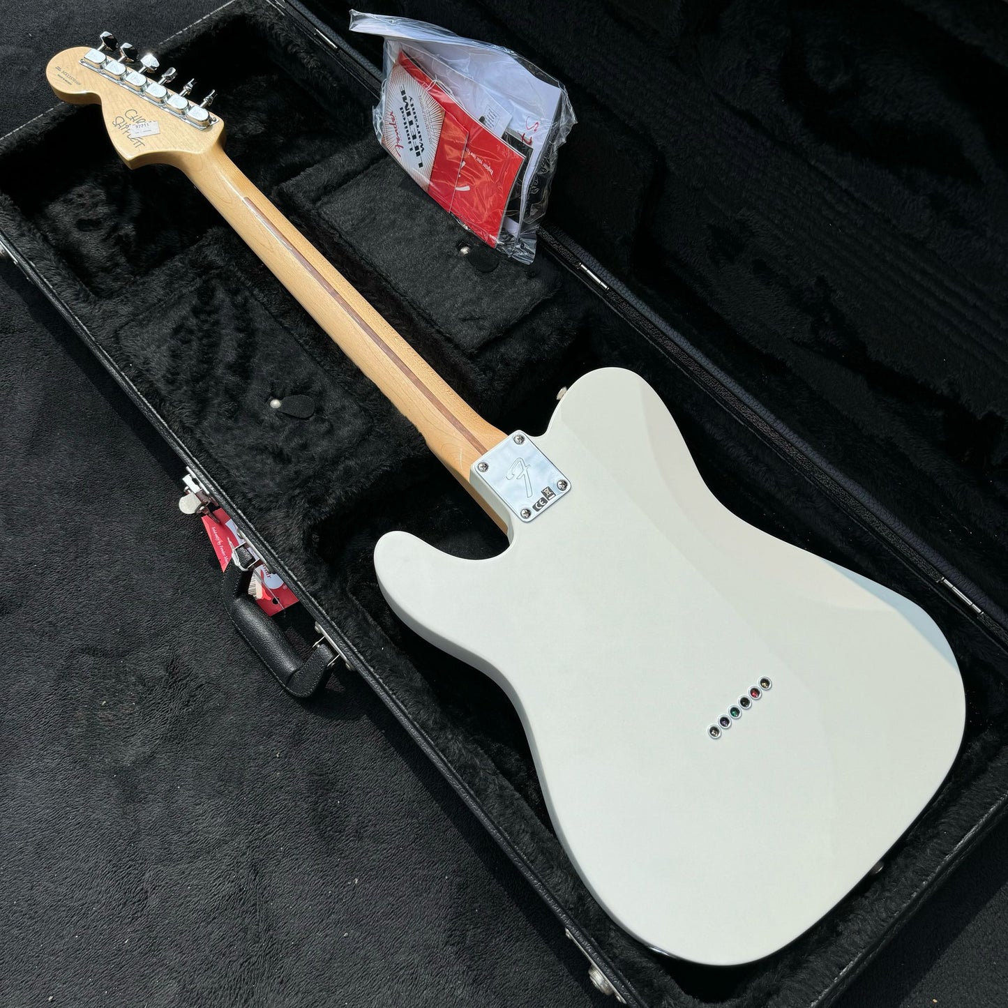 Fender Chris Shiflett Artist Series Signature Telecaster Deluxe Arctic White