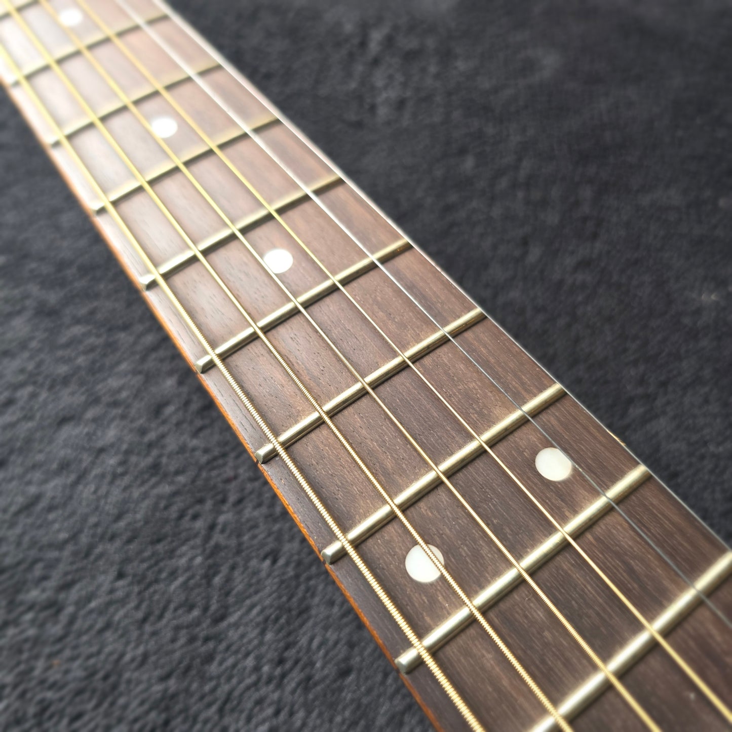 Fender Stratacoustic in black