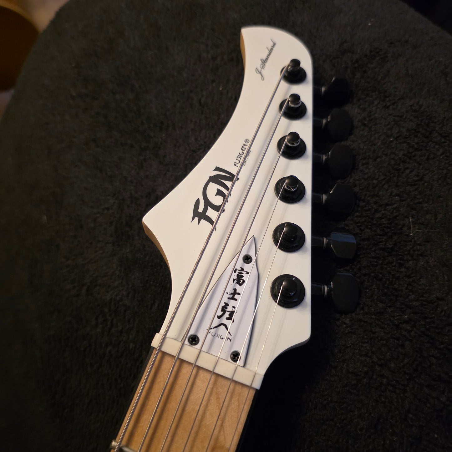 FGN J Standard Mythic Japan - Open Pore White