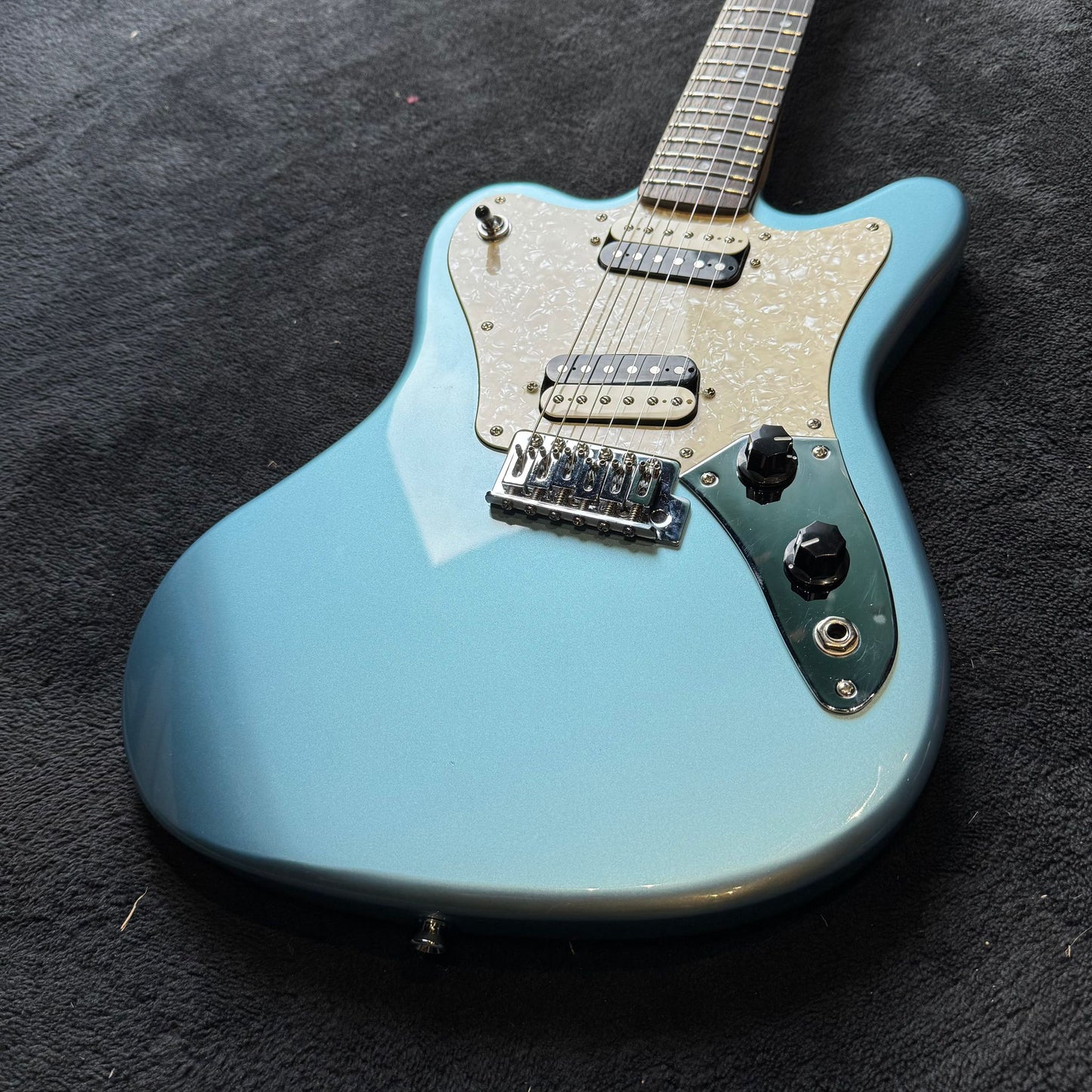 Squier Paranormal Super-Sonic 2020 - Ice Blue Metallic