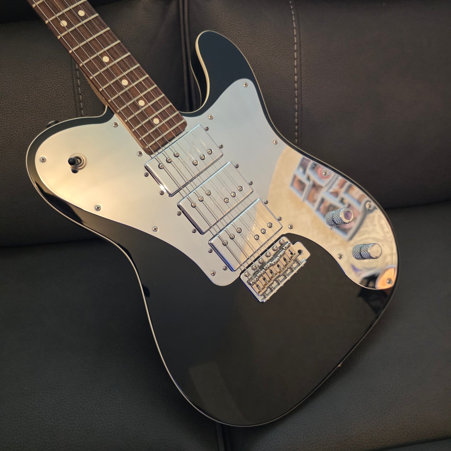 Fender 5 Artist Series Signature Triple Tele Deluxe - Black