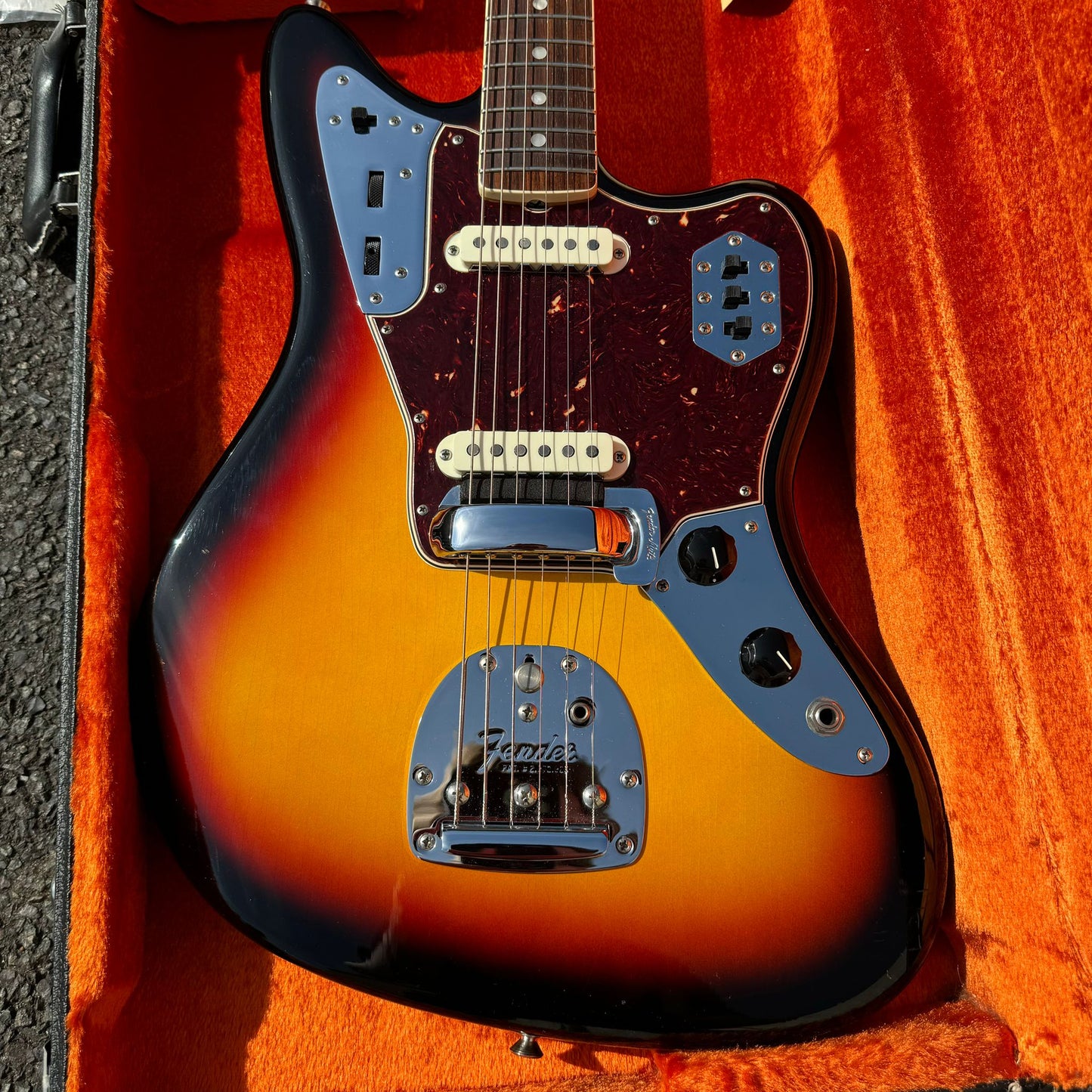 Fender American Vintage '65 Jaguar AVRI- 3-Color Sunburst