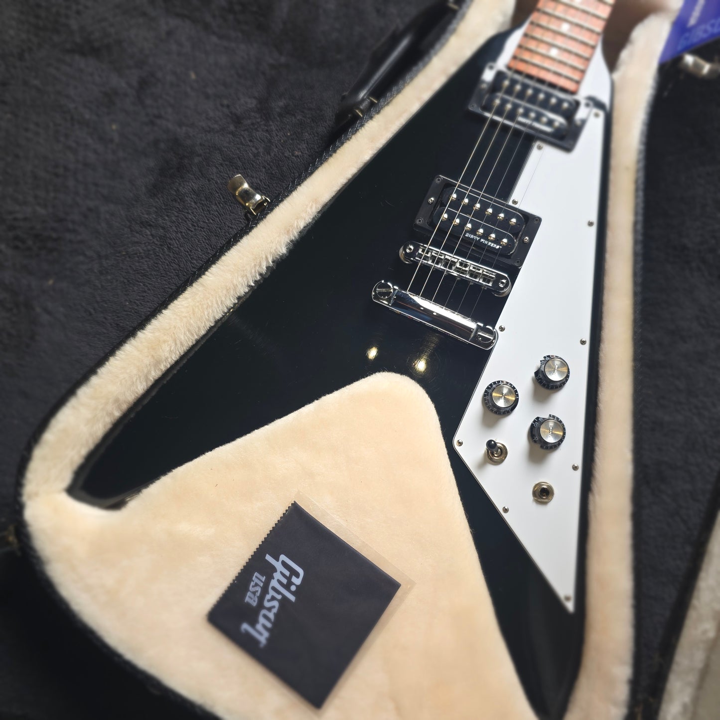 Gibson Flying V in Ebony