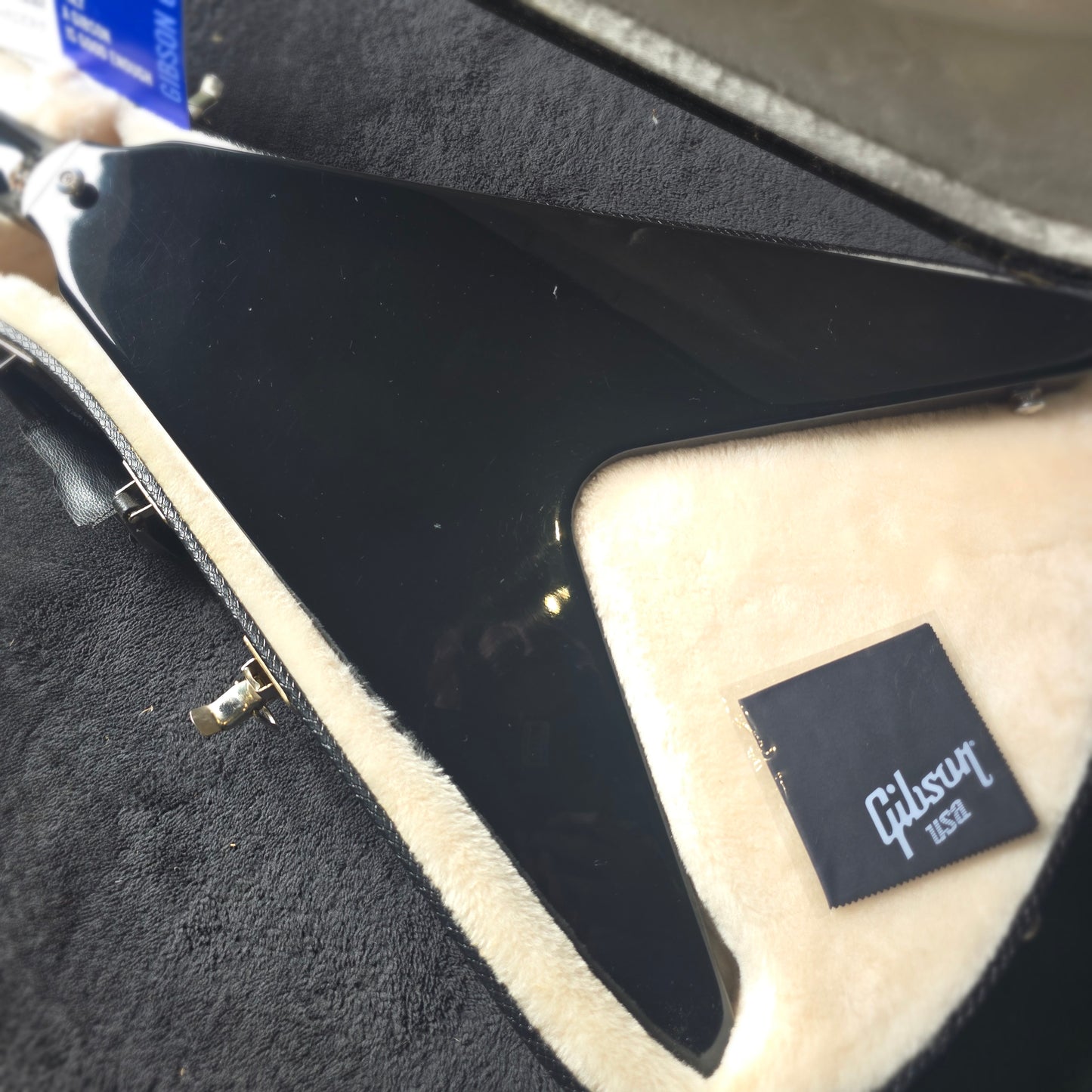 Gibson Flying V in Ebony