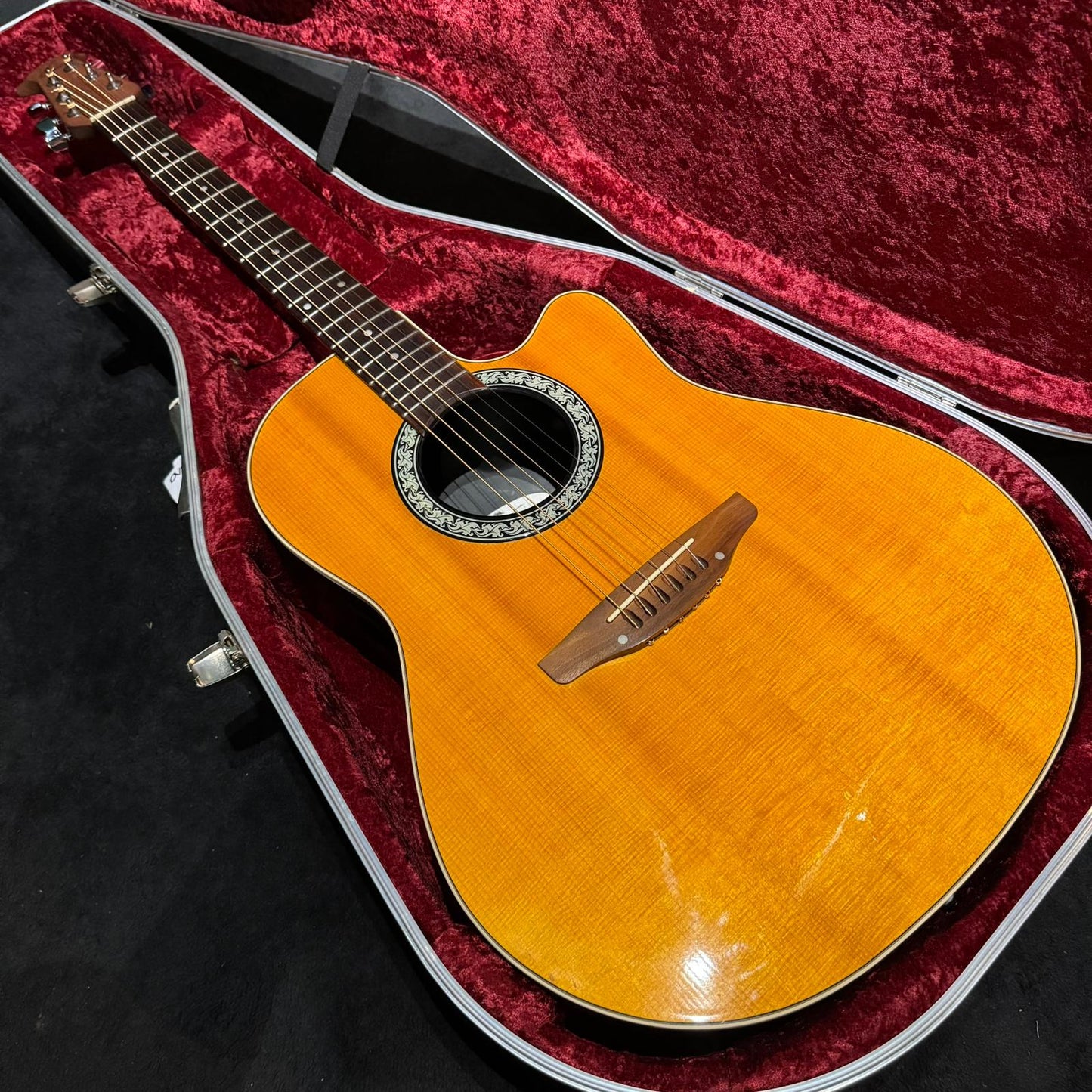 Ovation 1761 Standard Balladeer - Natural
