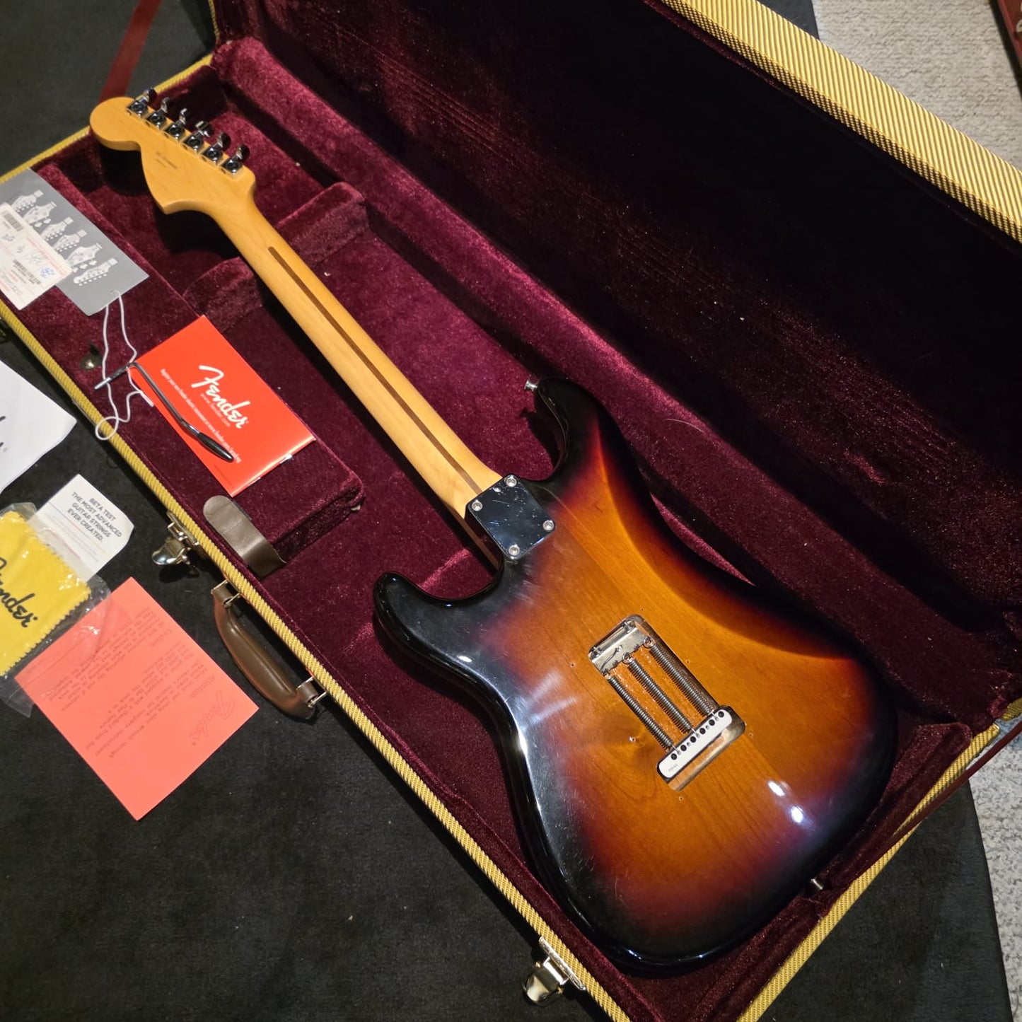 Fender American Special Stratocaster HSS with Rosewood Fretboard 2016 - 3-Color Sunburst