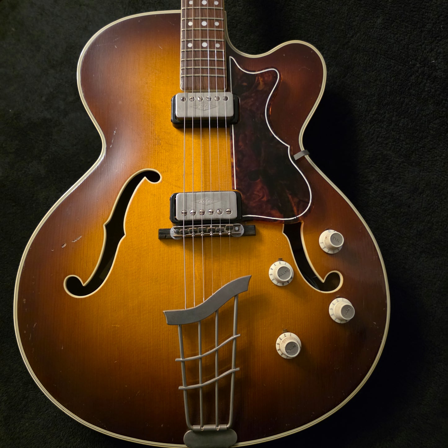 Hofner President E2 Thin Brunette 1963/1964 (All Original)