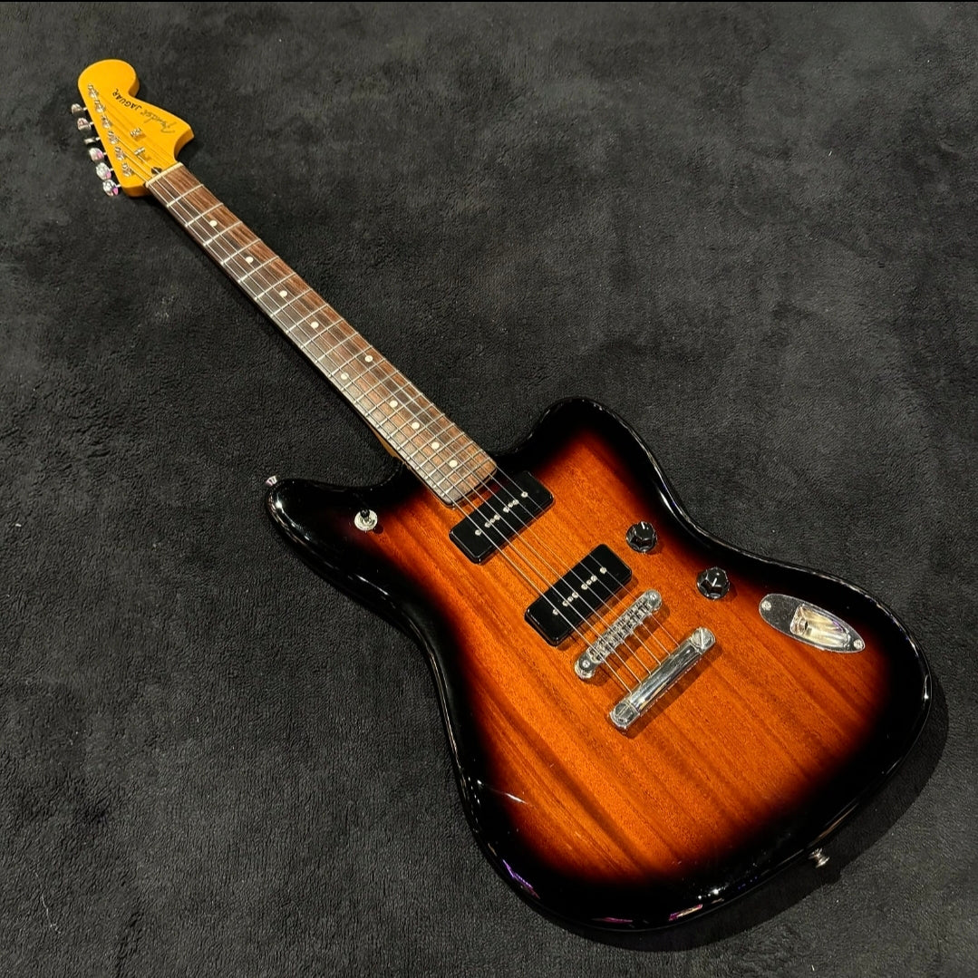 Fender Modern Player Jaguar Sunburst