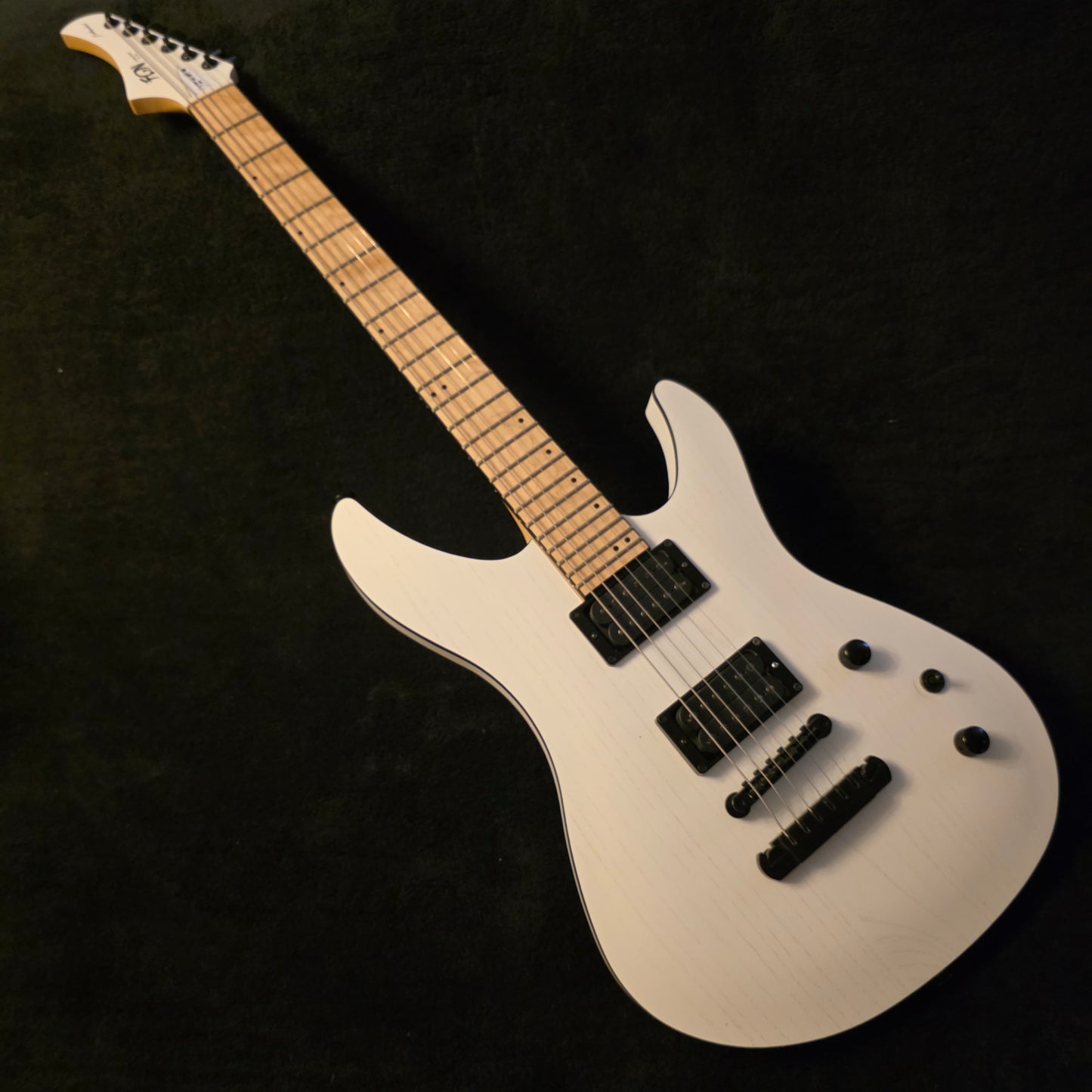 FGN J Standard Mythic Japan - Open Pore White