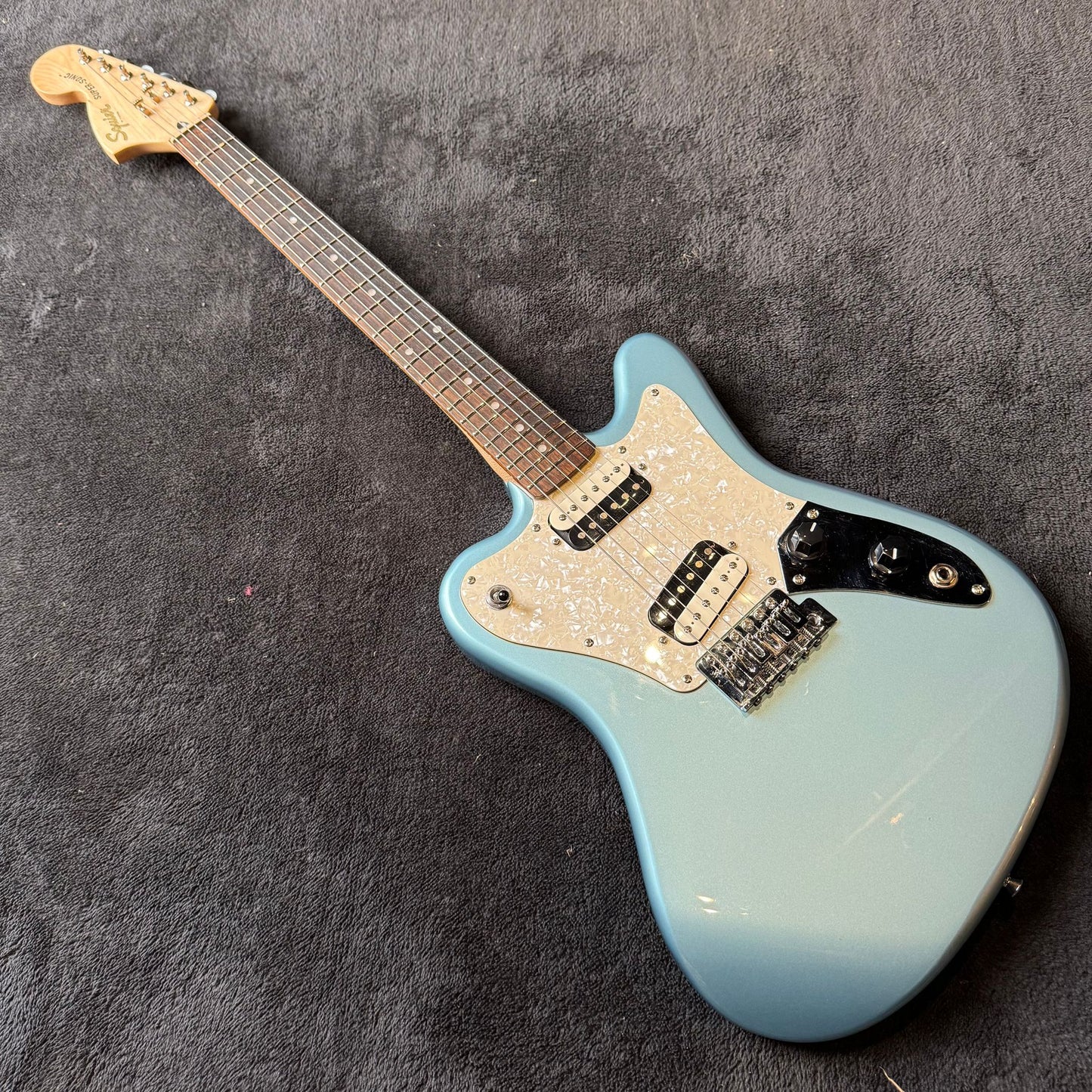 Squier Paranormal Super-Sonic 2020 - Ice Blue Metallic