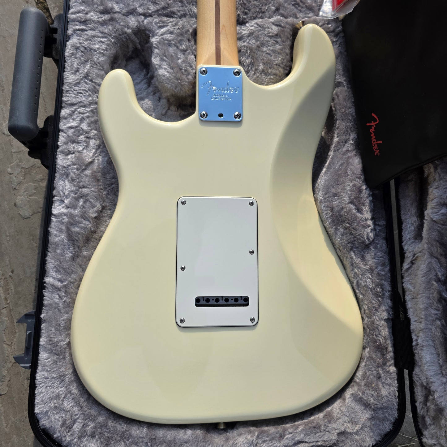American Professional Stratocaster - Olympic White