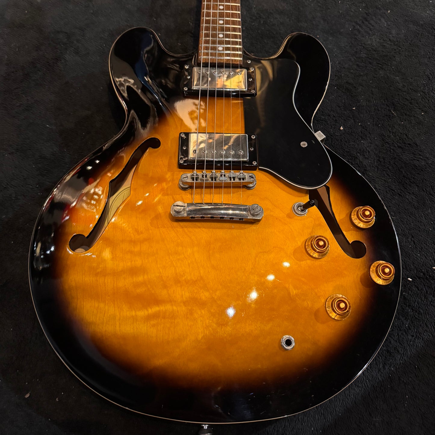 Epiphone ES-335 Dot in Vintage Sunburst