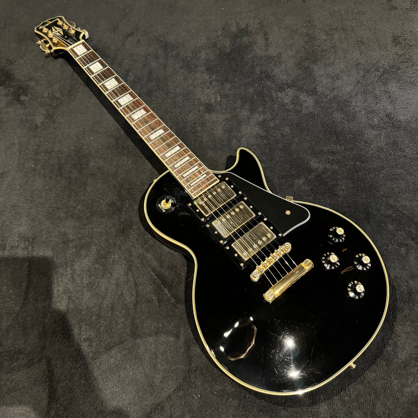 Epiphone Les Paul Black Beauty in Ebony