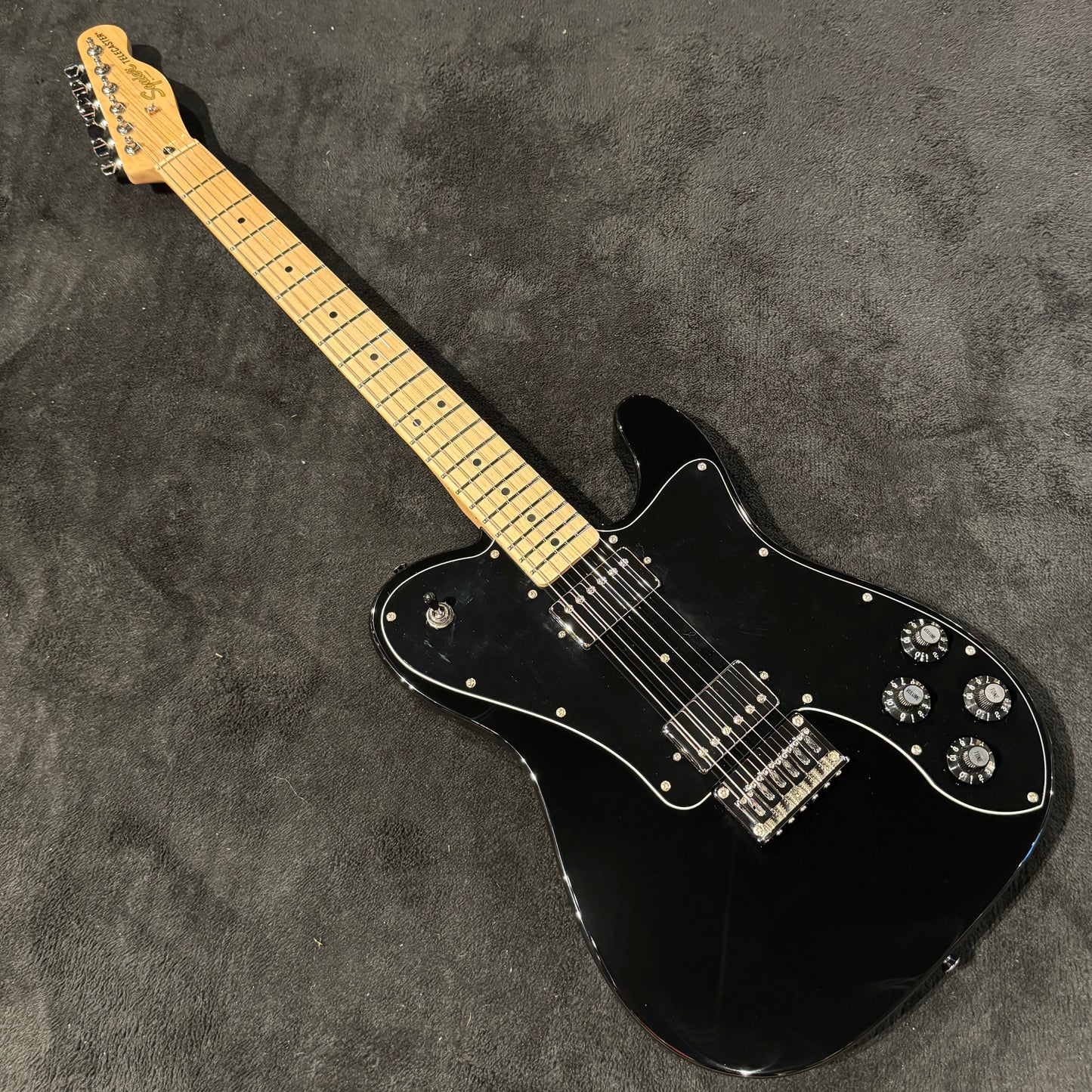 Squier Telecaster Affinity HH in Black