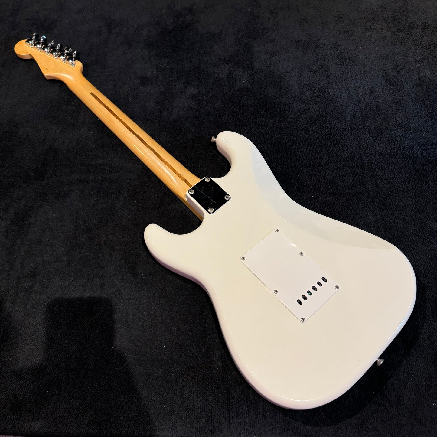 Squier MIJ 1993-1994 Stratocaster in white