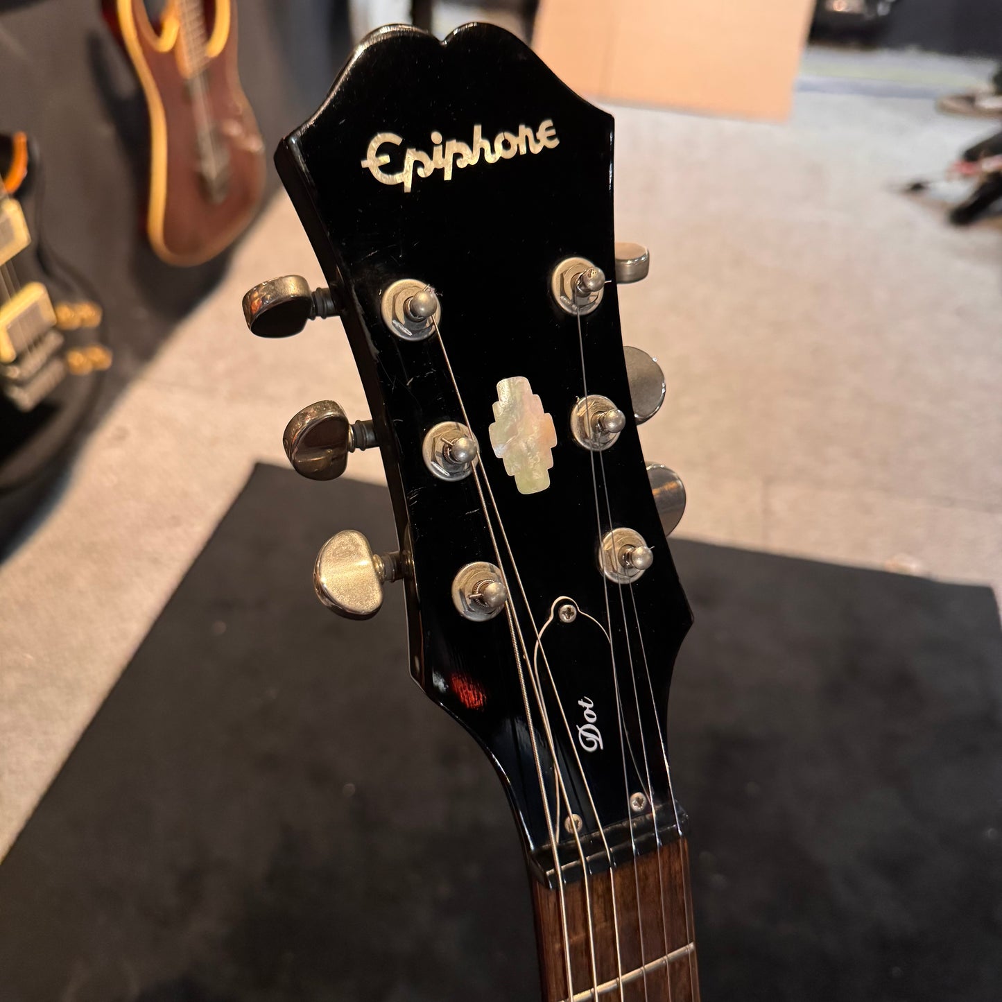 Epiphone ES-335 Dot in Vintage Sunburst