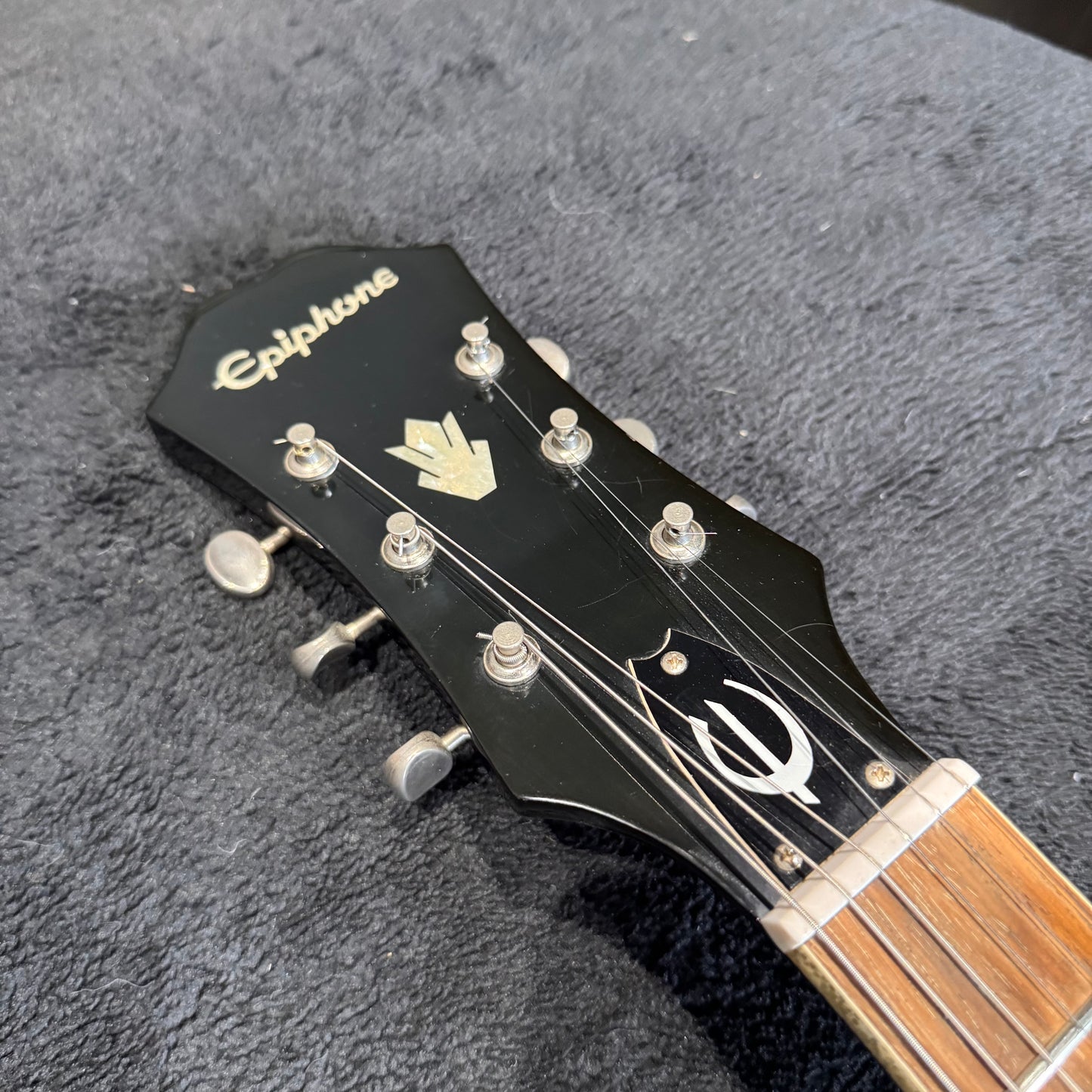 Epiphone Riviera P93 Royale