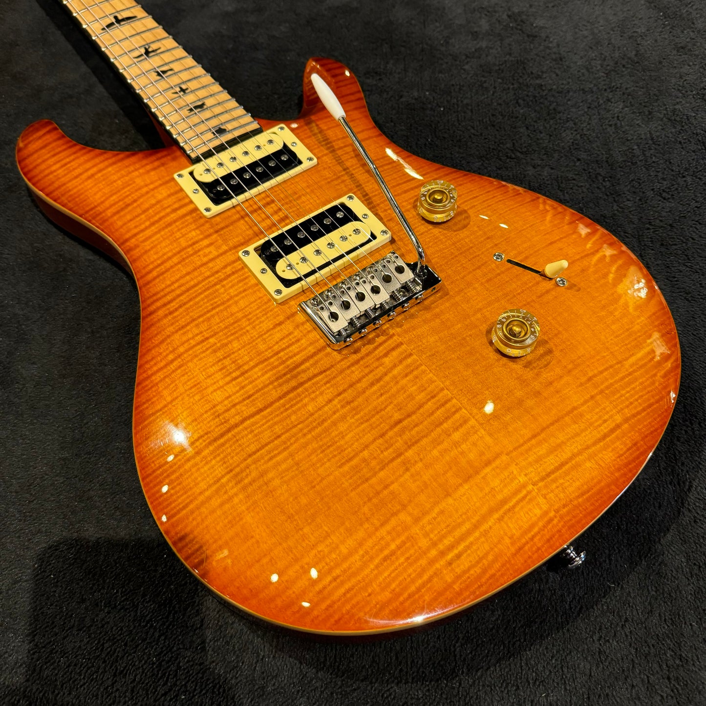 PRS Customer SE Limited Edition Maple Board