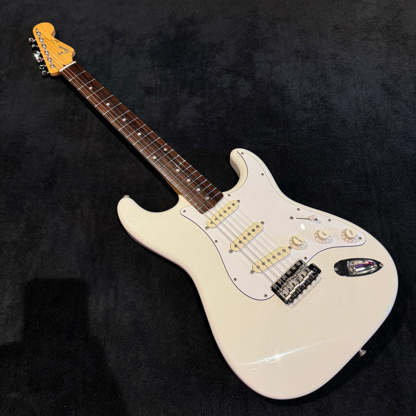 Squier MIJ 1993-1994 Stratocaster in white