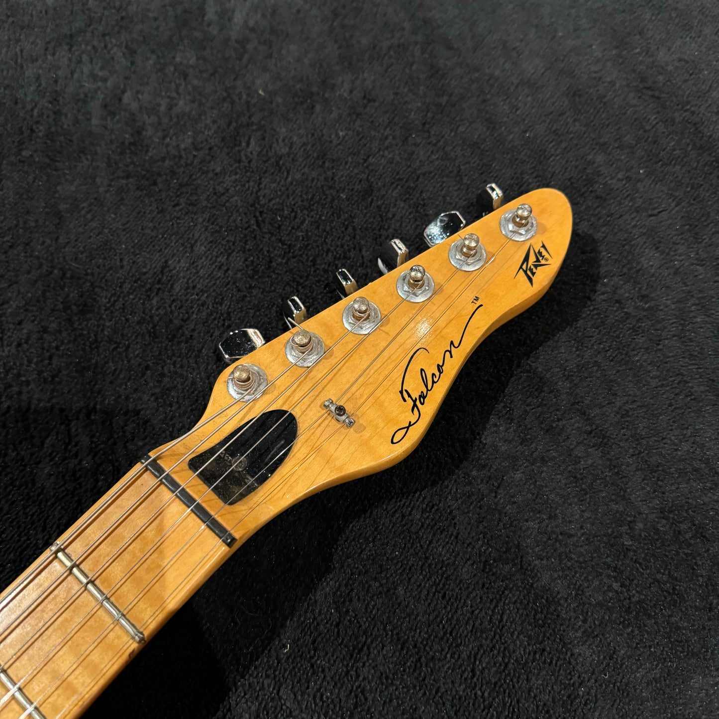 Peavey Falcon Signature