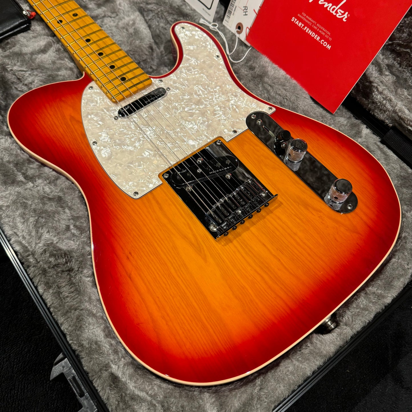 Fender Telecaster Ultra Sunburst 2019