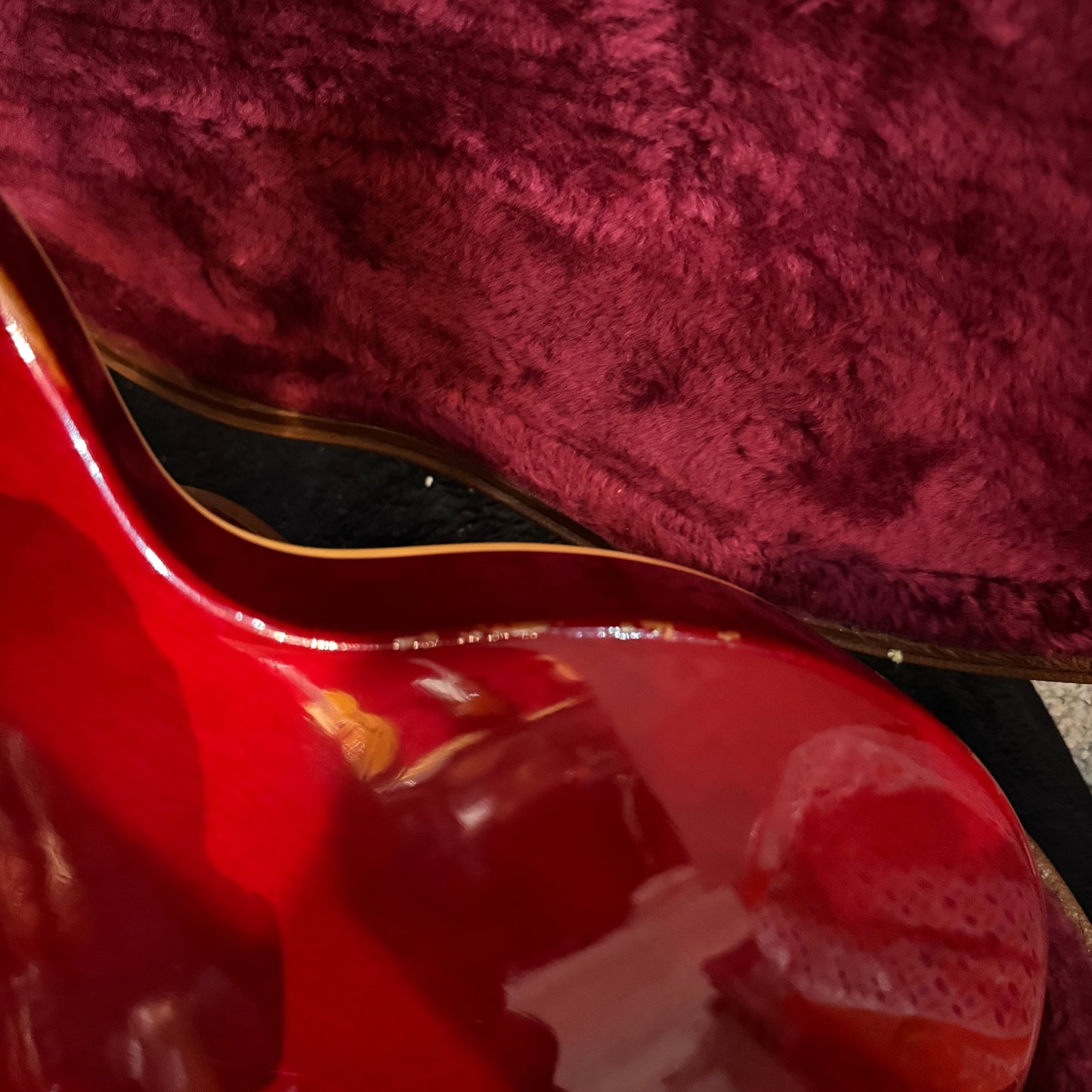 Gibson Les Paul Standard Cherry Sunburst 2000 Year
