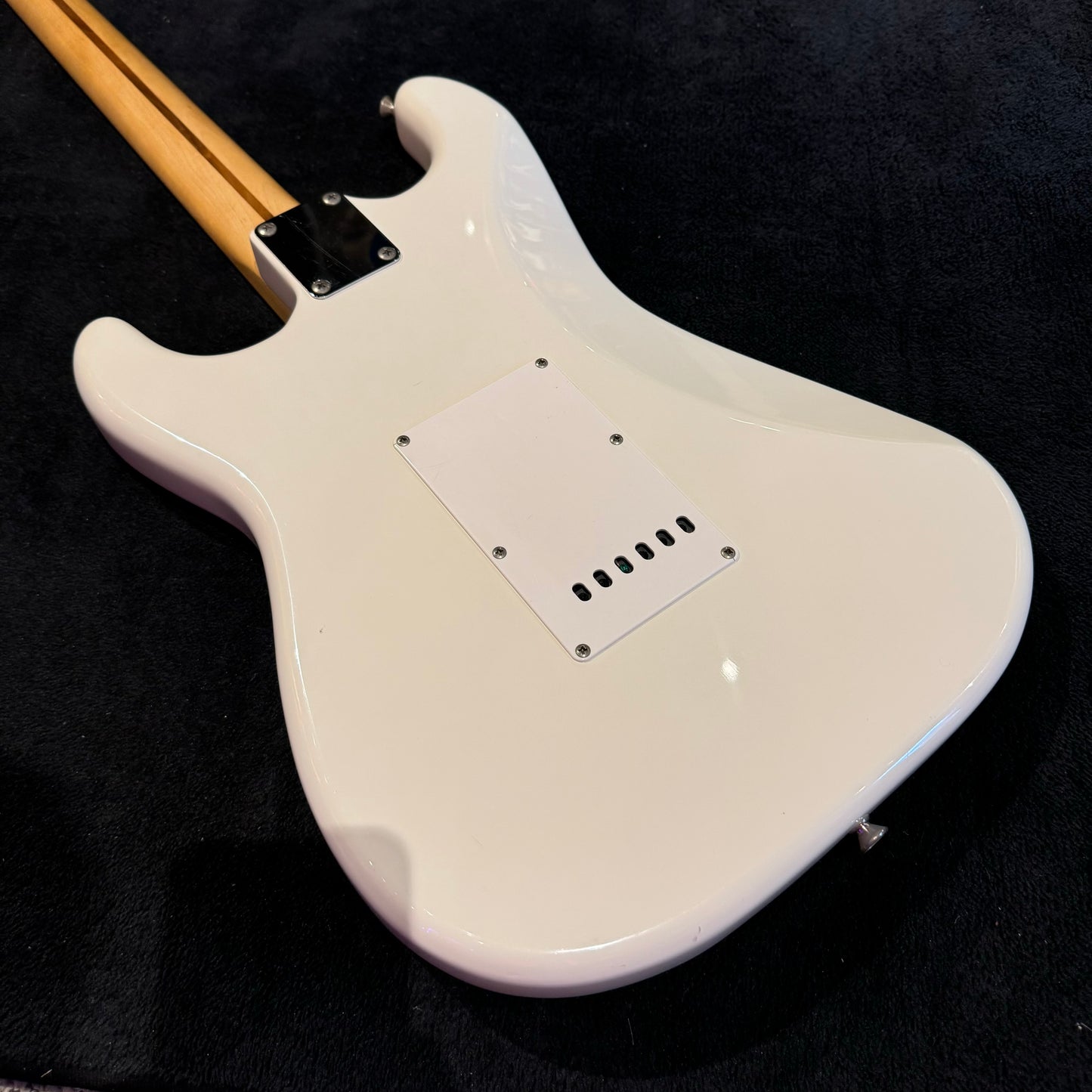 Squier MIJ 1993-1994 Stratocaster in white