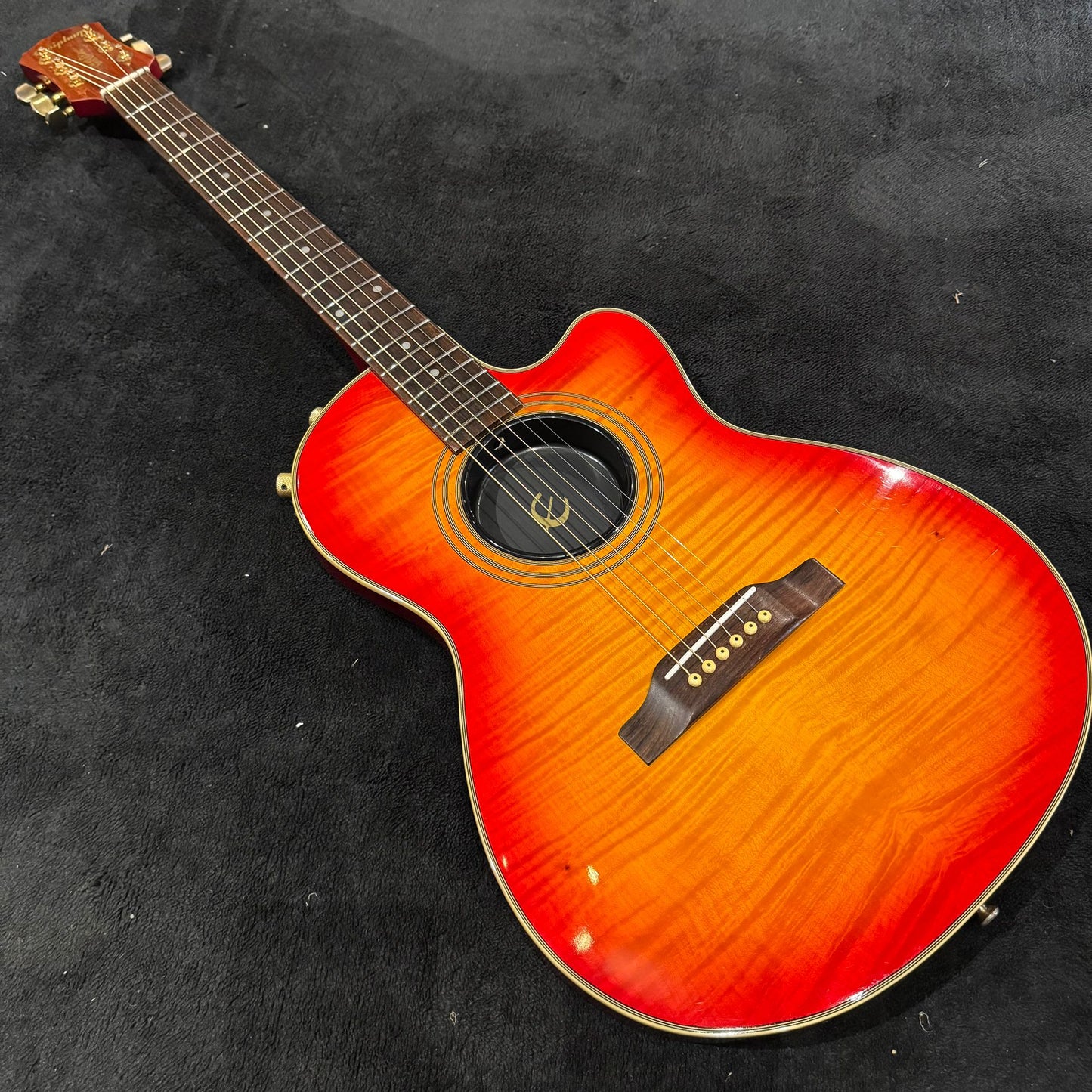 Epiphone Chet Atkins hollowbody