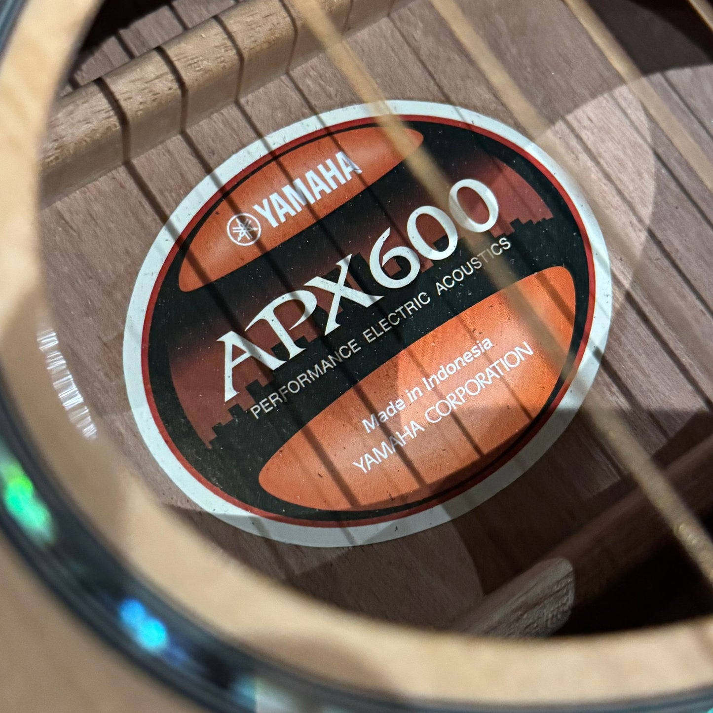 Yamaha APX600 Thinline - Natural