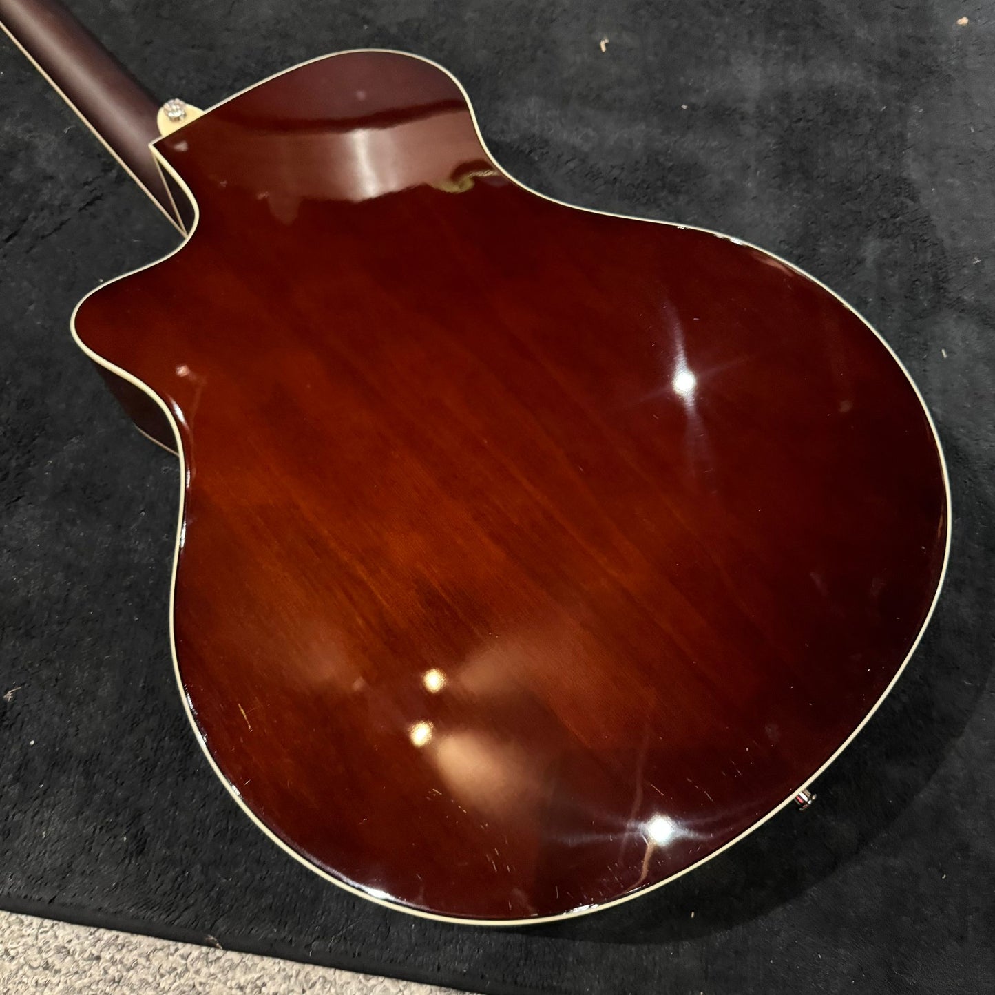 Yamaha APX600 Thinline - Natural