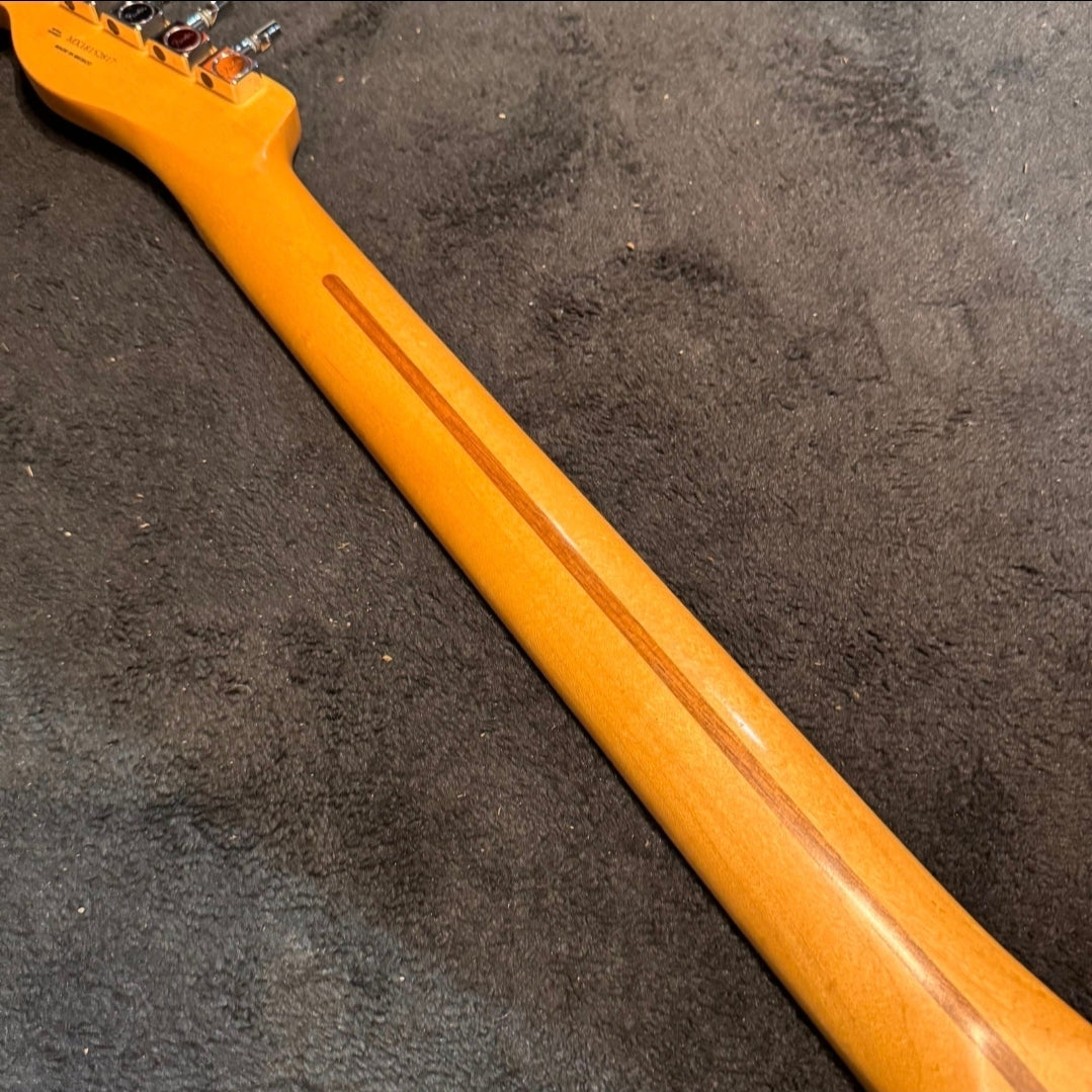 Fender Player Telecaster with Maple Fretboard Butterscotch Blonde