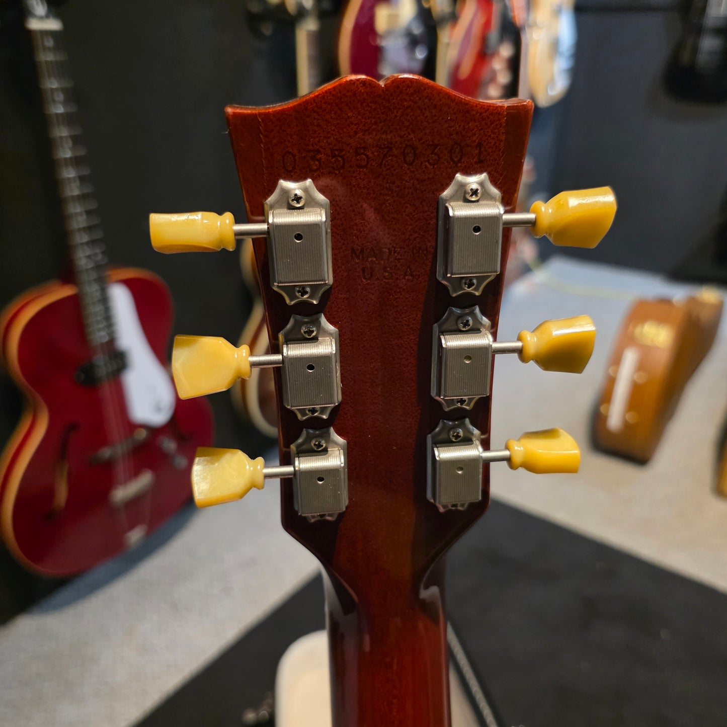 Gibson Les Paul Standard with '60s Neck Profile 2007 - Heritage Cherry Sunburst