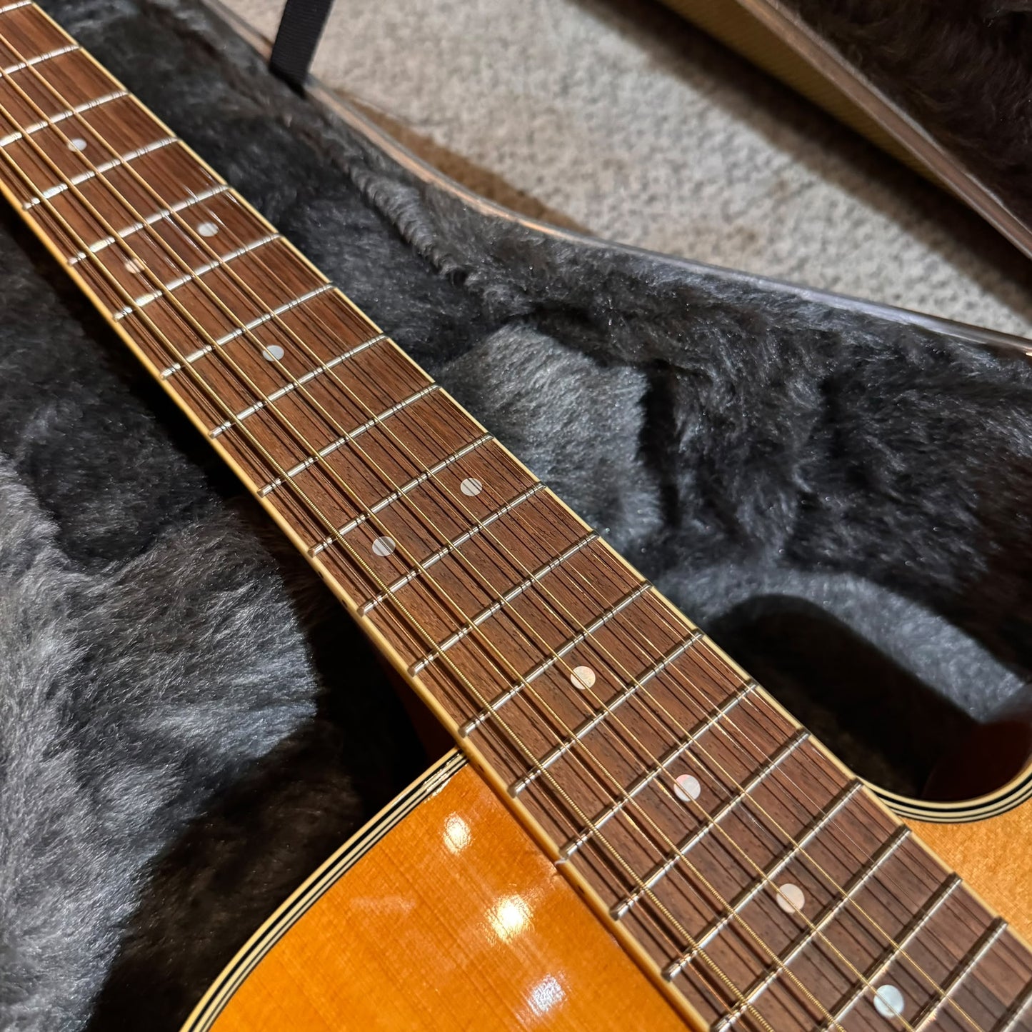 Yamaha APX700II - 12 Thinline Acoustic/Electric Cutaway 12String 2010s - Natural