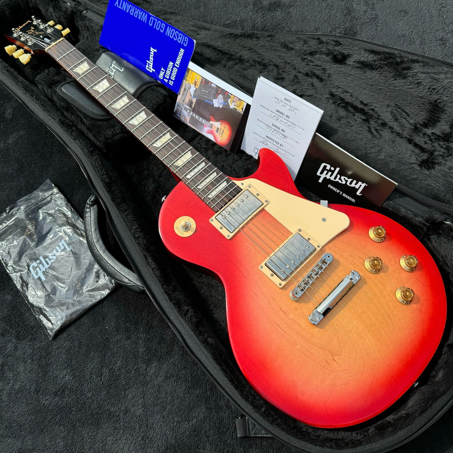 Gibson Les Paul Tribute - Satin Cherry Sunburst