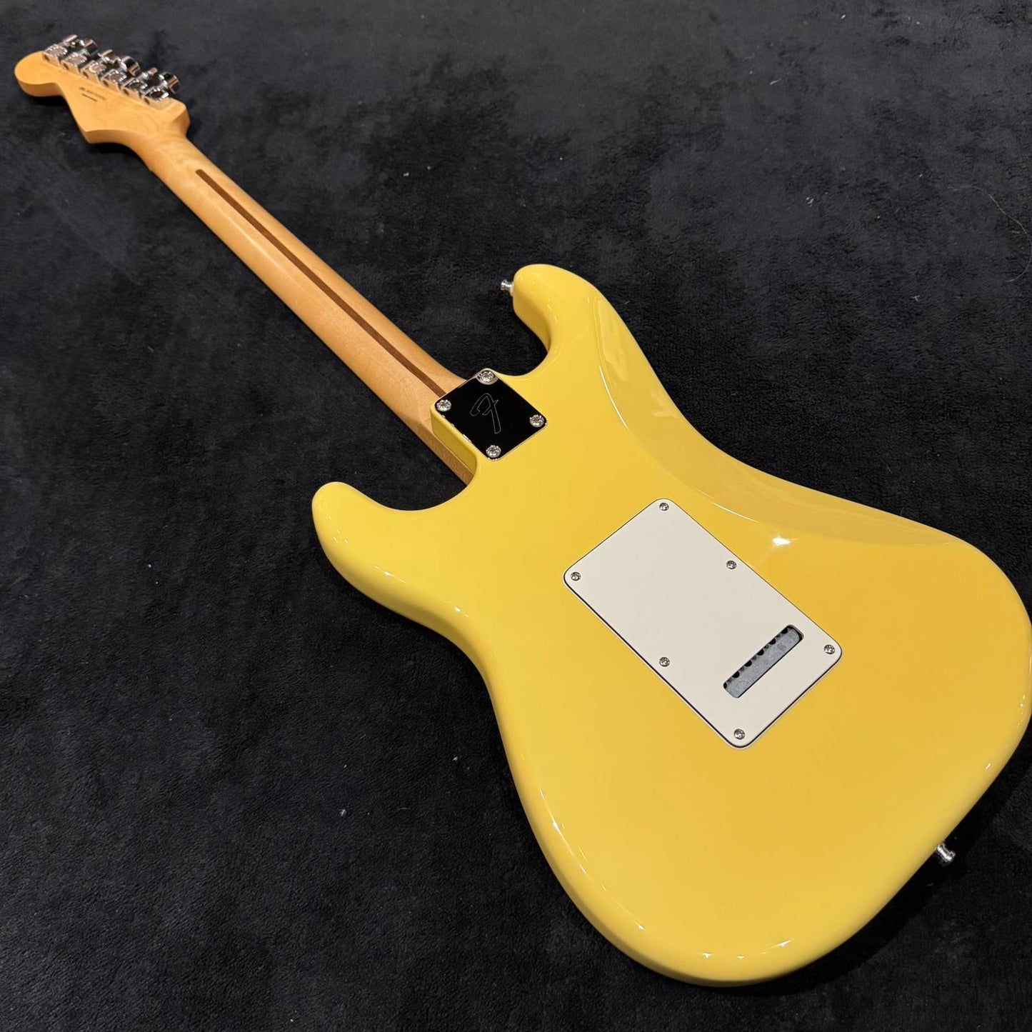 Fender Player Stratocaster with Maple Fretboard 2018 - Buttercream  MIM