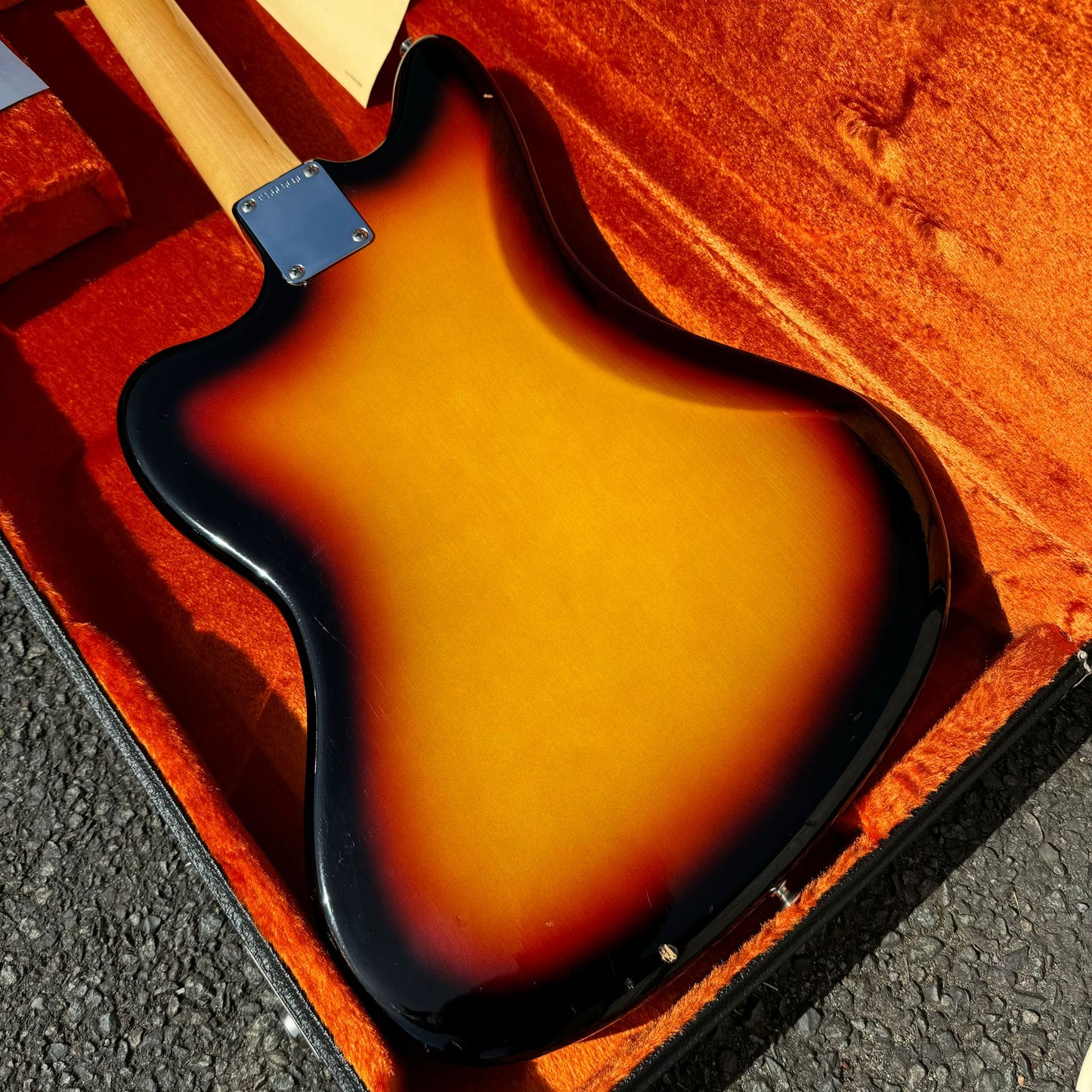Fender American Vintage '65 Jaguar AVRI- 3-Color Sunburst
