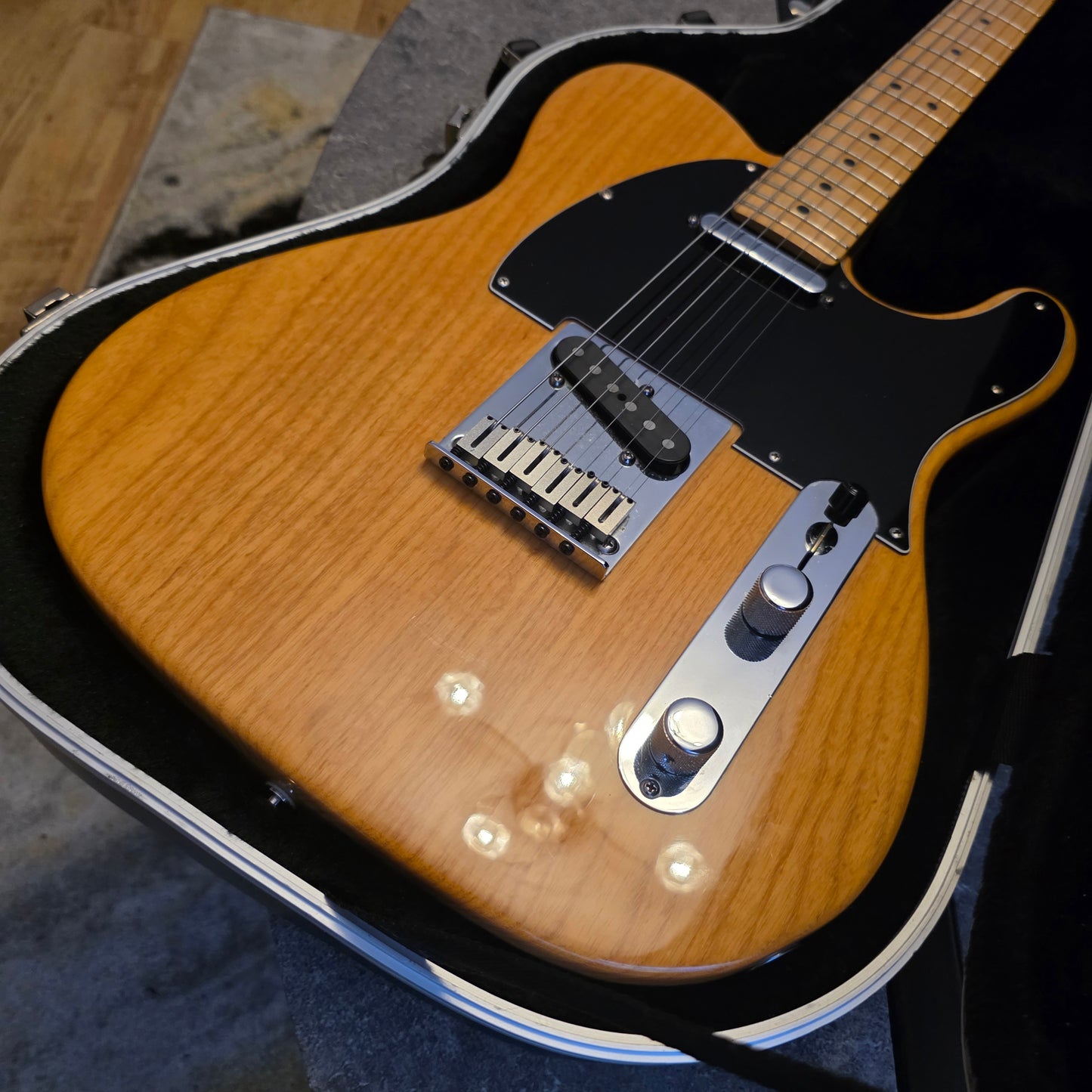 Fender American Series Ash Telecaster with Maple Fretboard 2006 - Honey Blonde