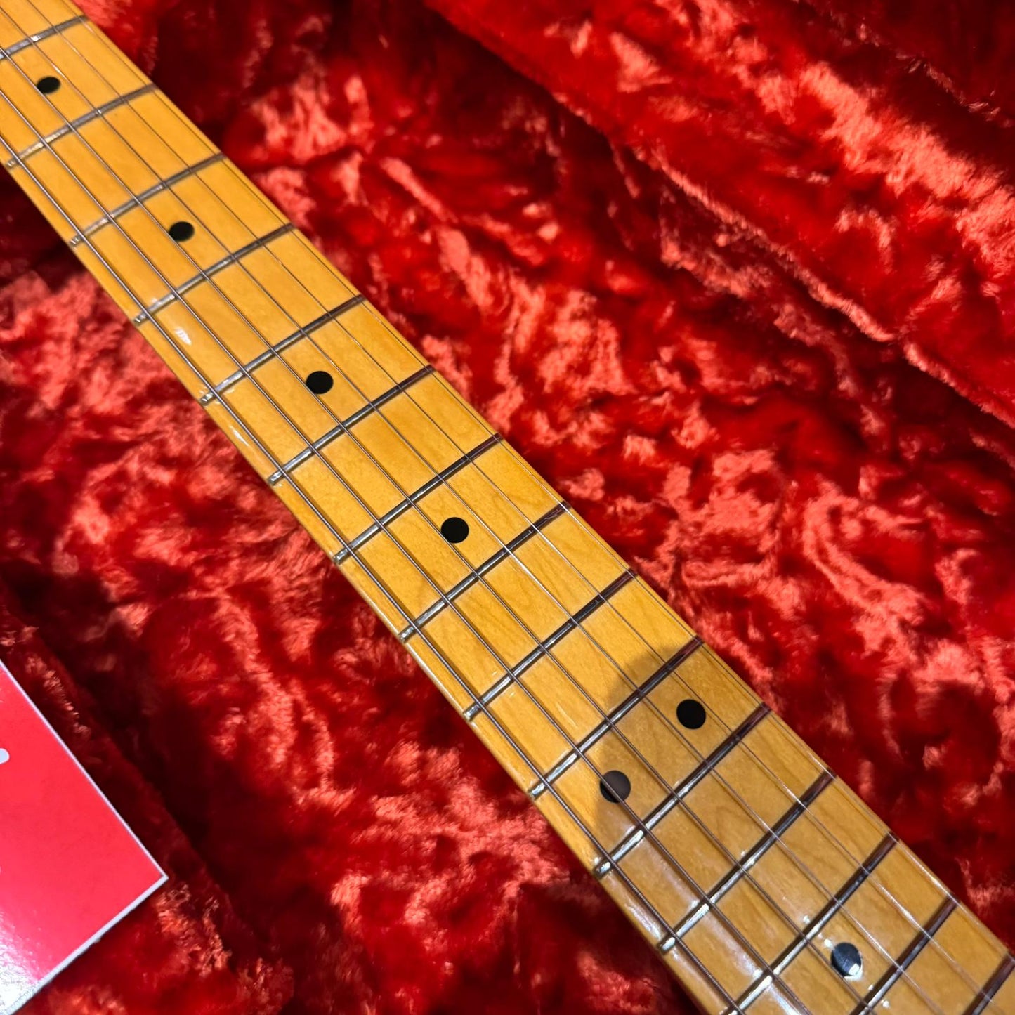 Fender American Vintage II '77 Telecaster Custom with Maple Fretboard 2022 Wine