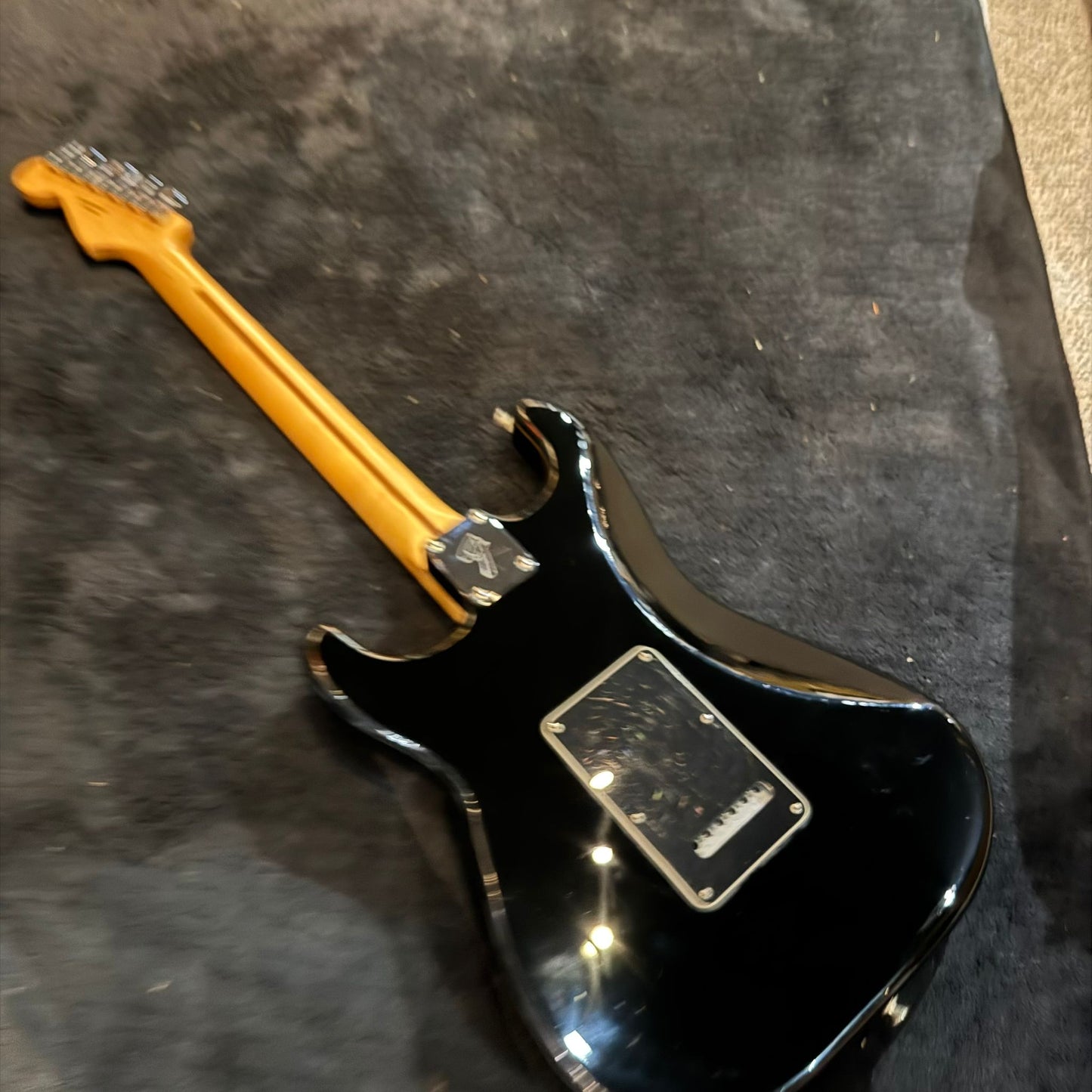 Fender Standard Stratocaster with Maple Fretboard Black