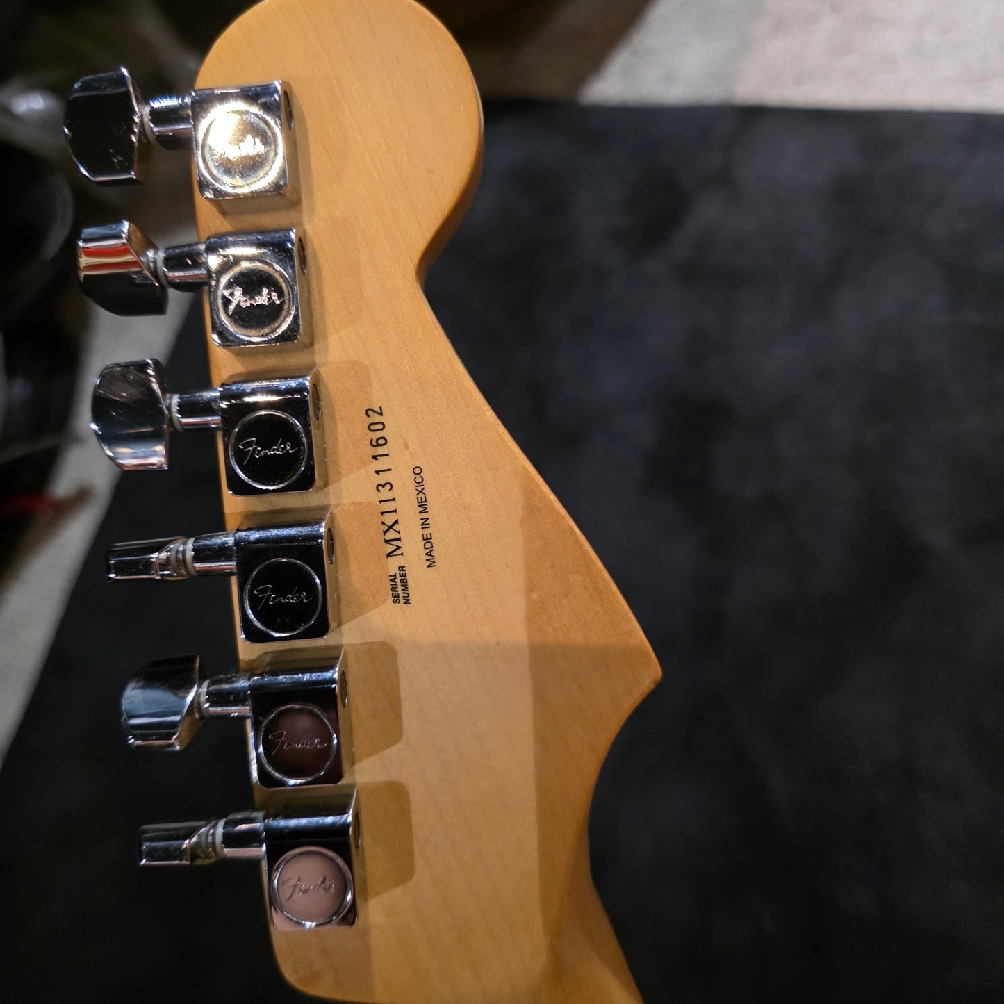 Fender Standard Stratocaster 2012- 3 tone sunburst - LEFT-HANDED