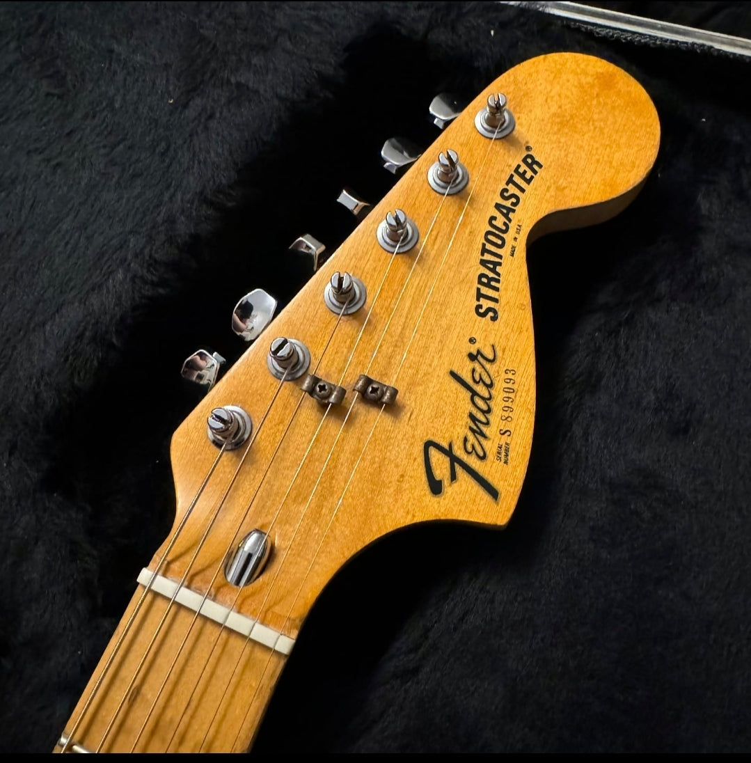 Fender Stratocaster Hard Tail with Maple Fretboard 1978