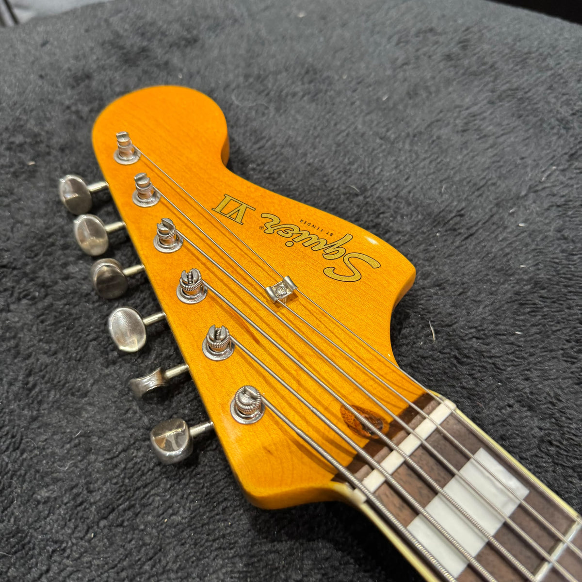 Squier classic vibe bass IV 3-colour sunburst