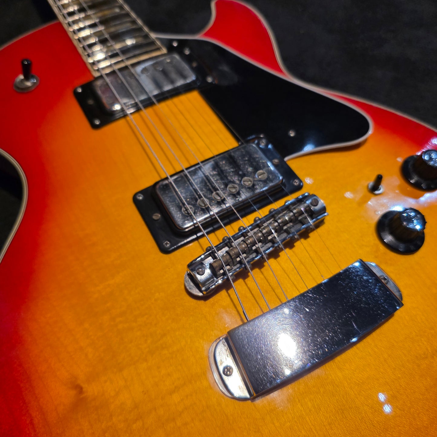 Hagstrom Super Swede 1980 Golden Sunburst #162 of #250