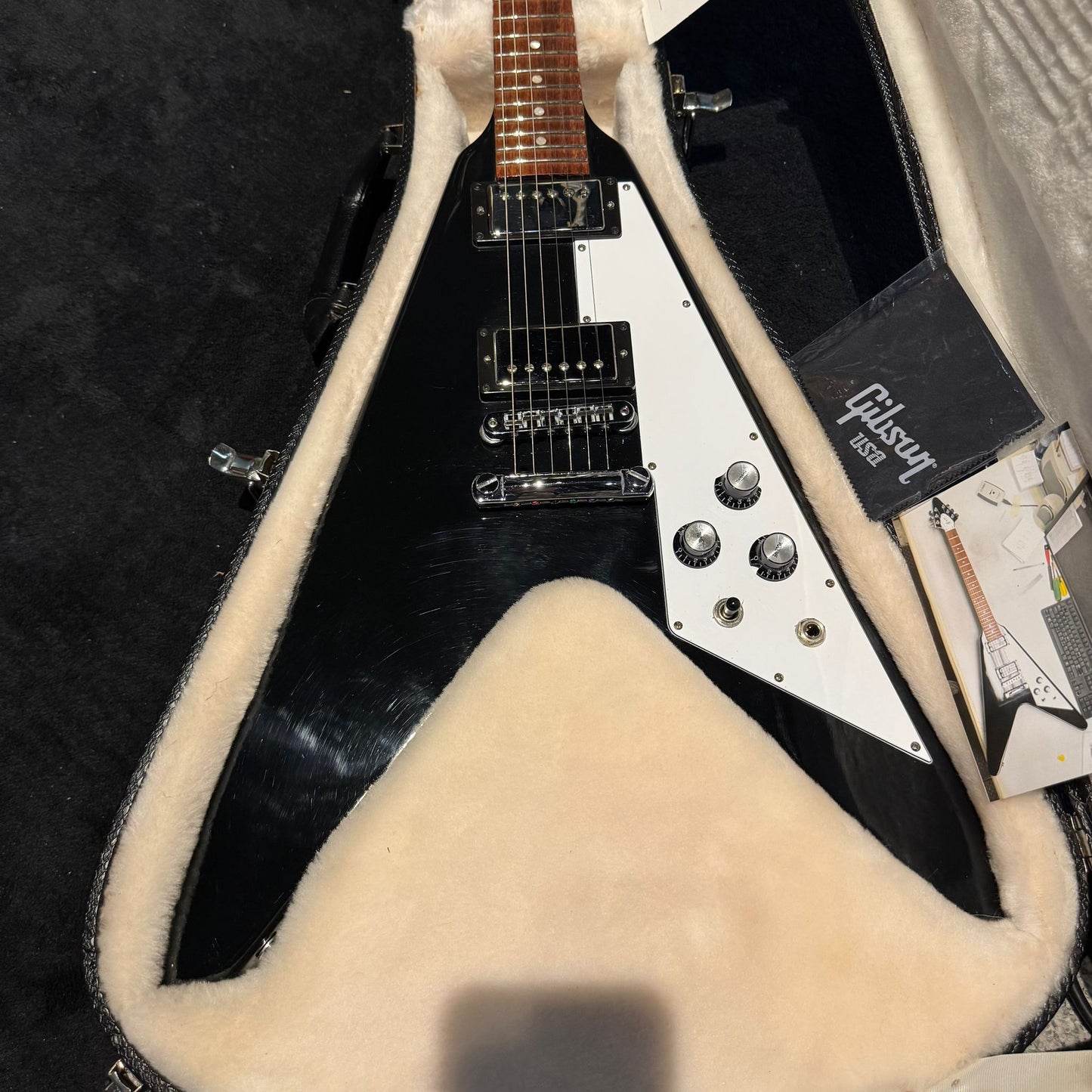 Gibson Flying V T 2014 with dirty finger pickups