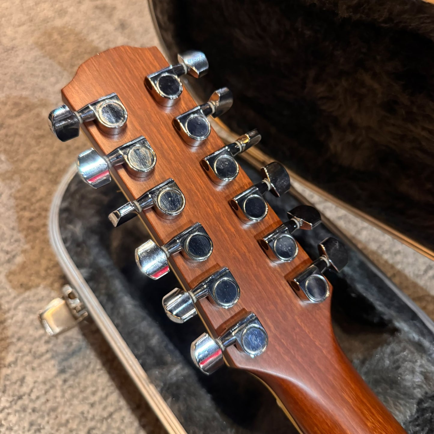 Yamaha APX700II - 12 Thinline Acoustic/Electric Cutaway 12String 2010s - Natural