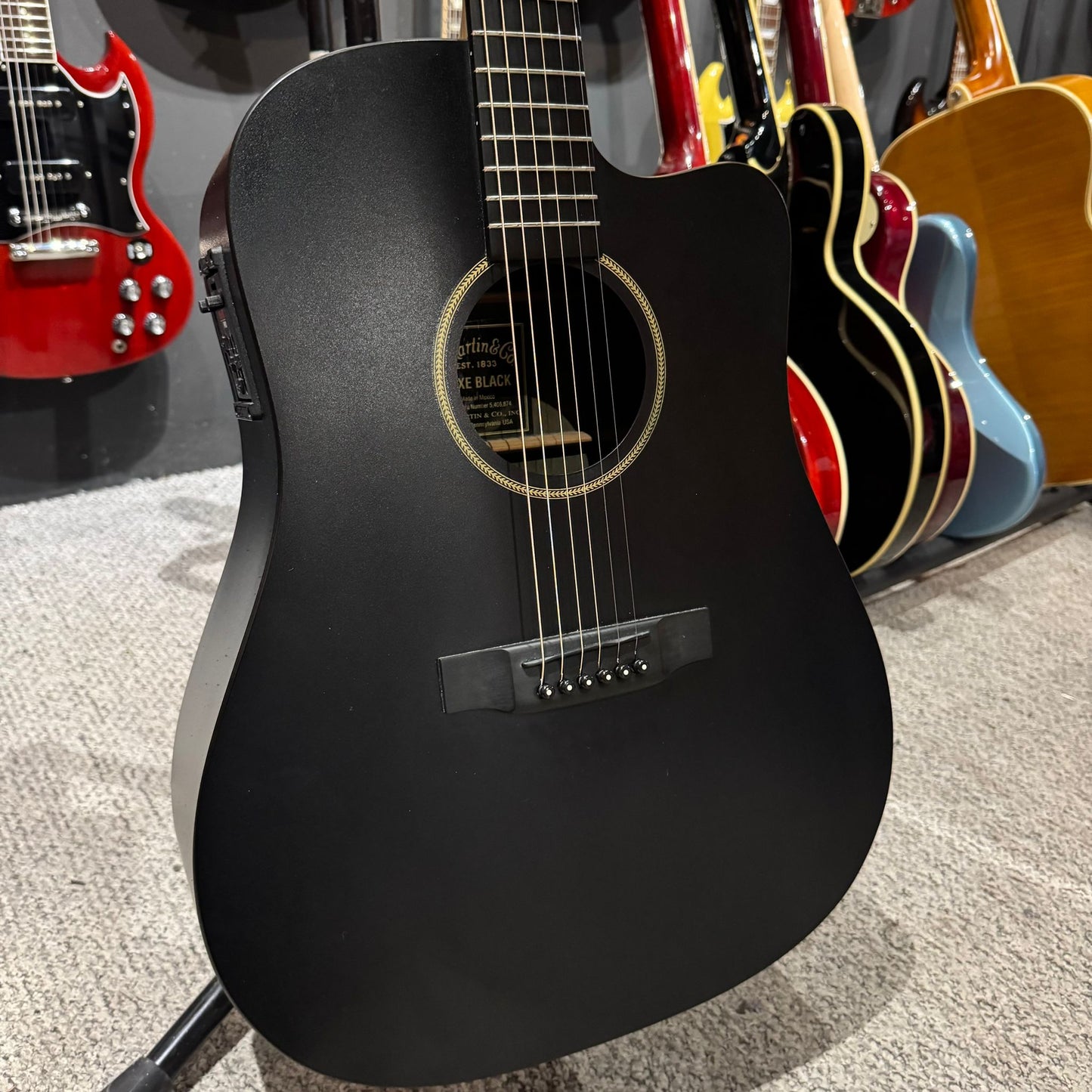 Martin X-Series DCXE Black - MIM