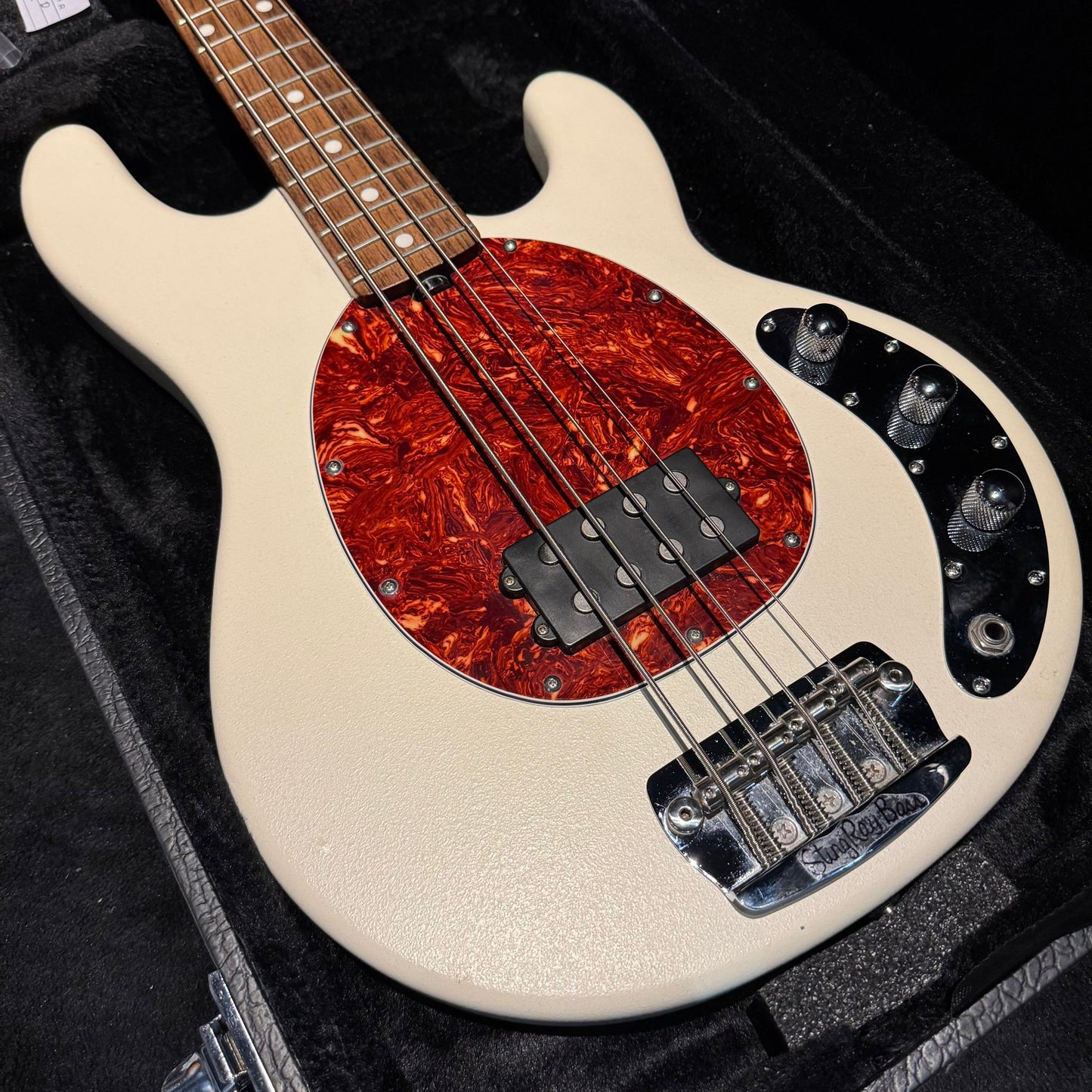 Ernie Ball Music Man SUB Bass 4 Active White